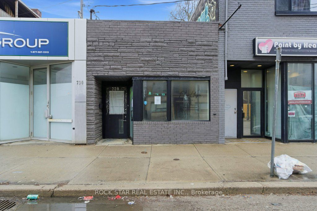 728 Main Street E Property Photo 2