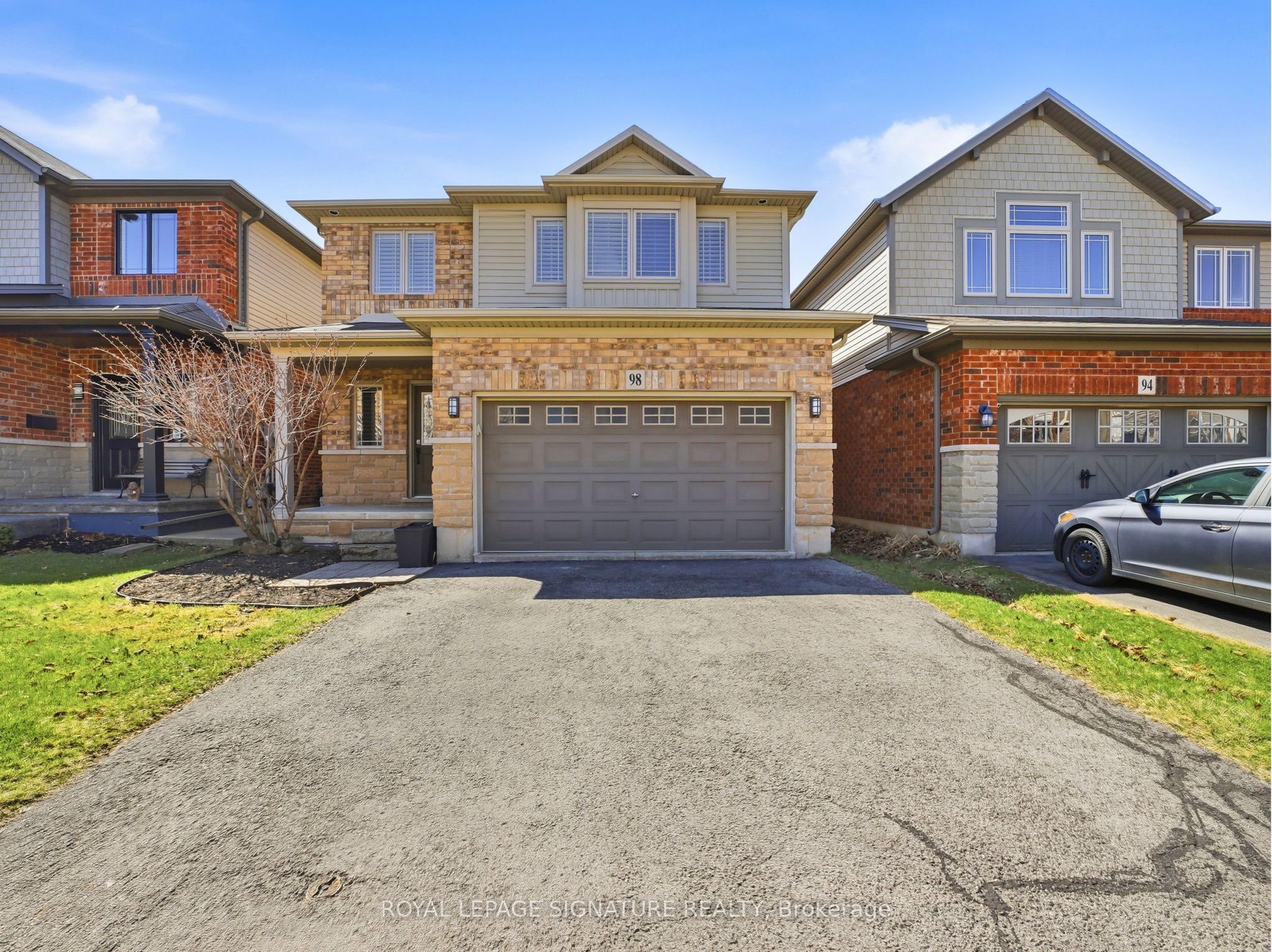 98 Willow Lane Property Photo 1