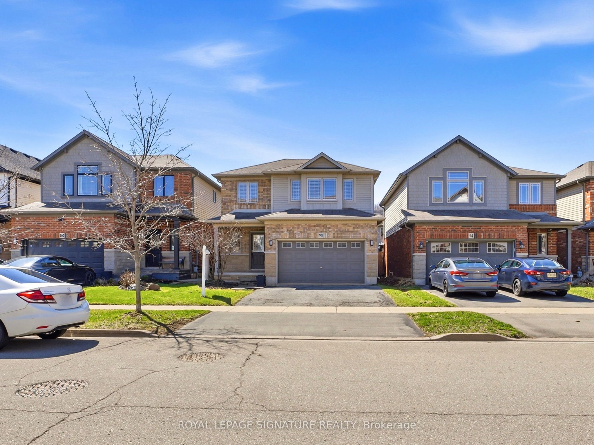 98 Willow Lane Property Photo 2