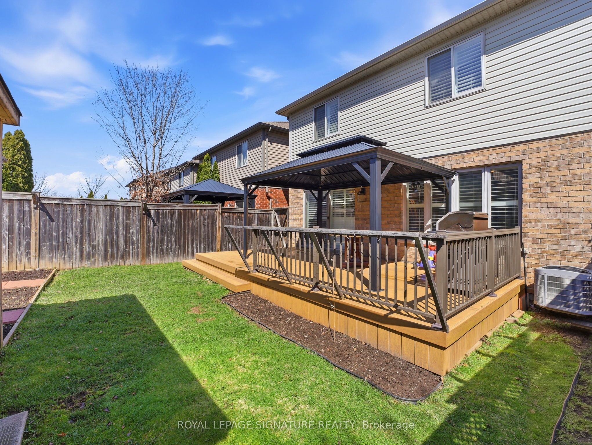 98 Willow Lane Property Photo 39