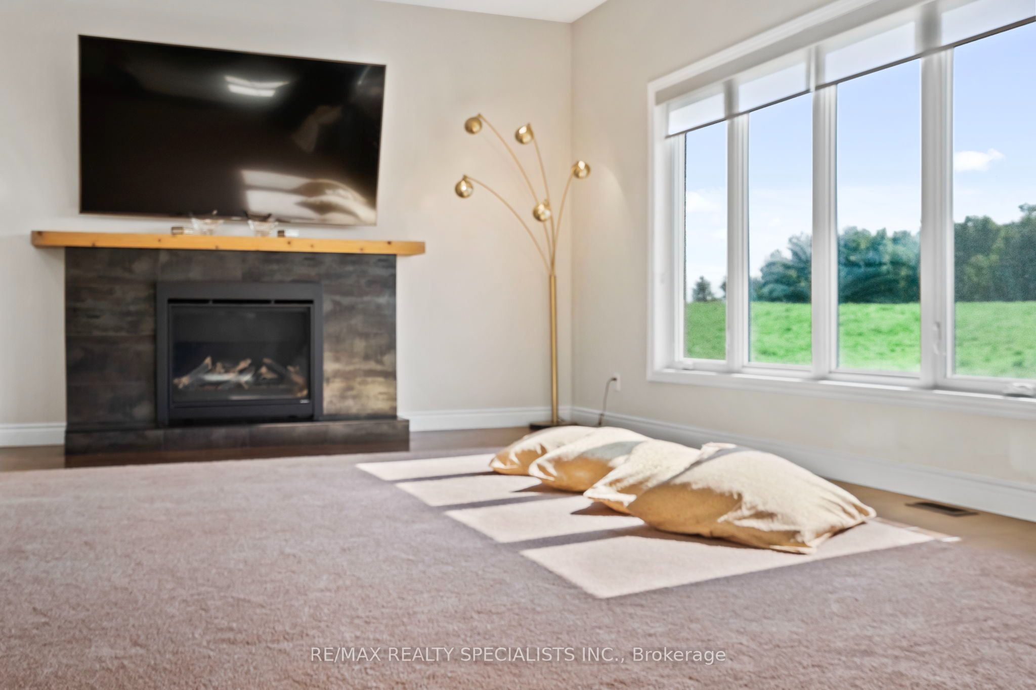 676378 Centre Road Property Photo 14
