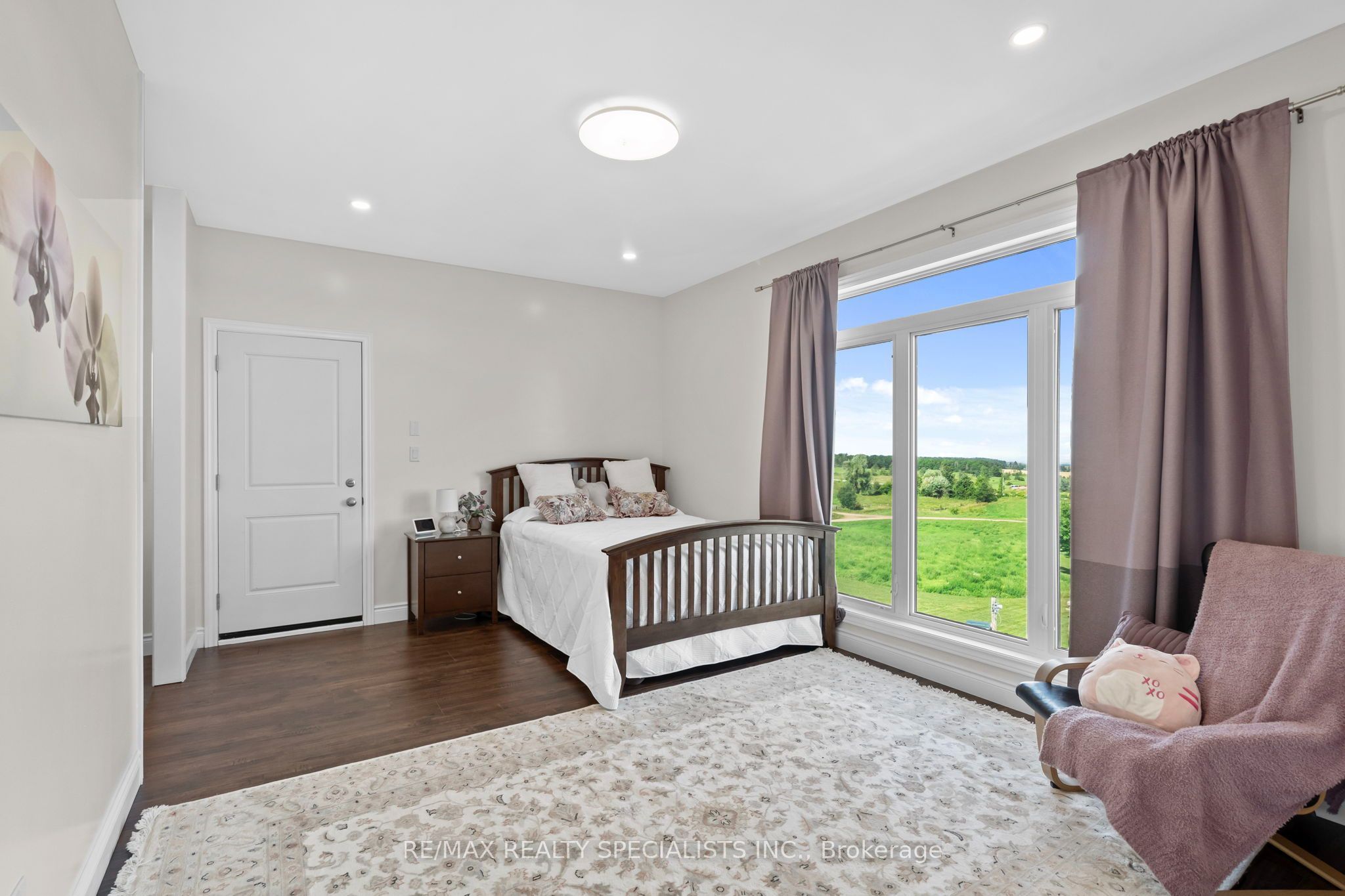 676378 Centre Road Property Photo 32