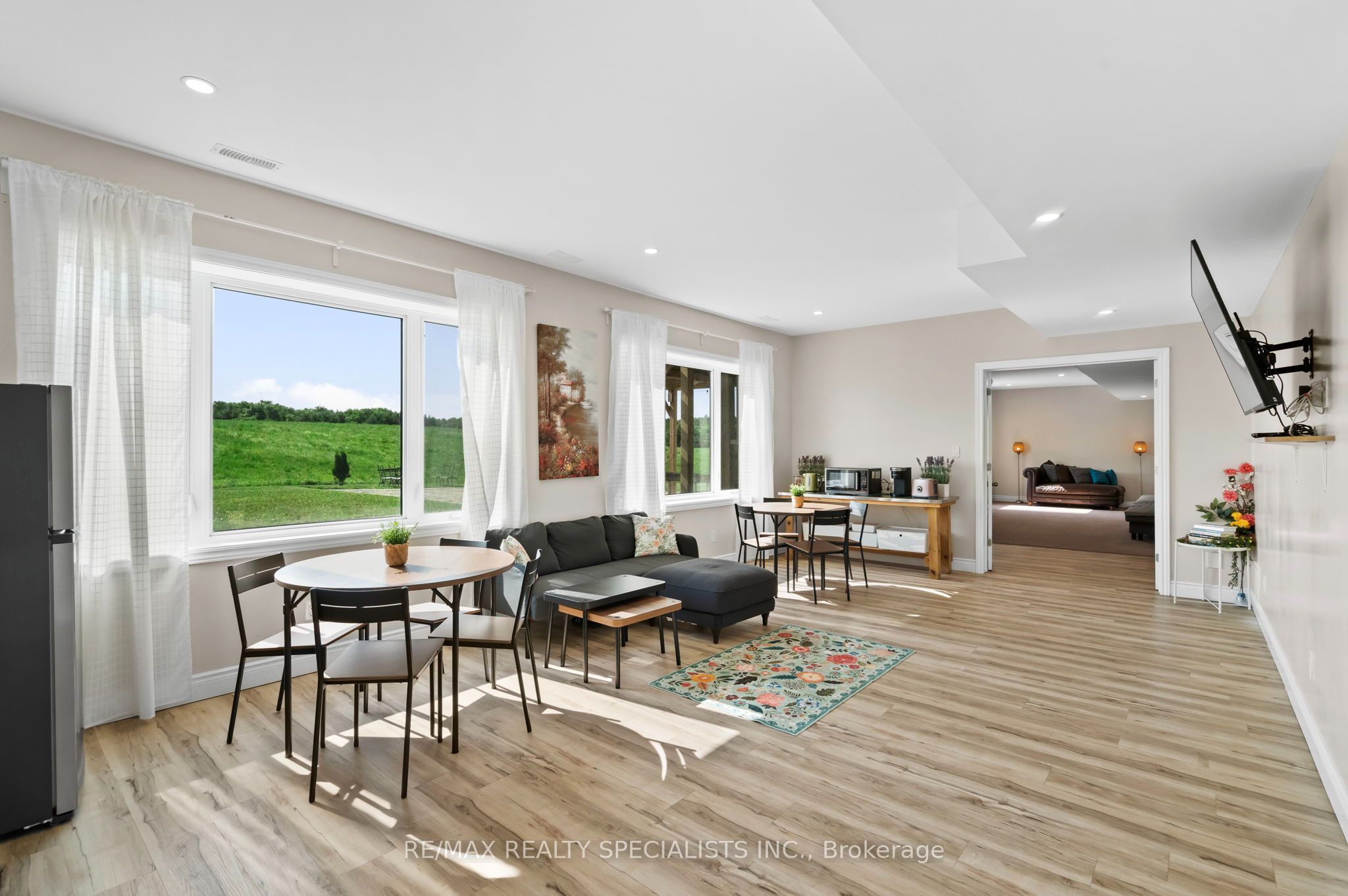 676378 Centre Road Property Photo 39