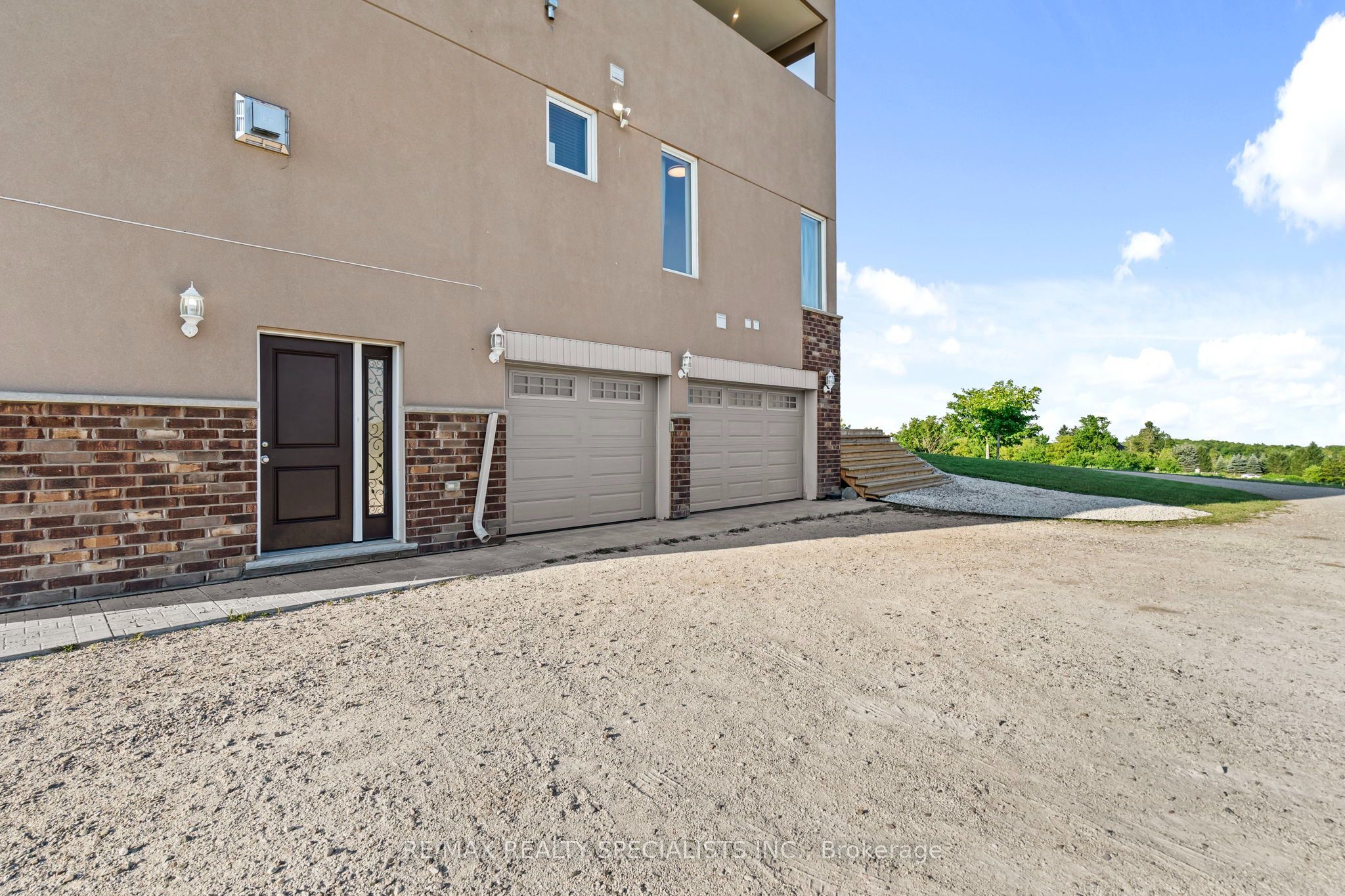 676378 Centre Road Property Photo 47