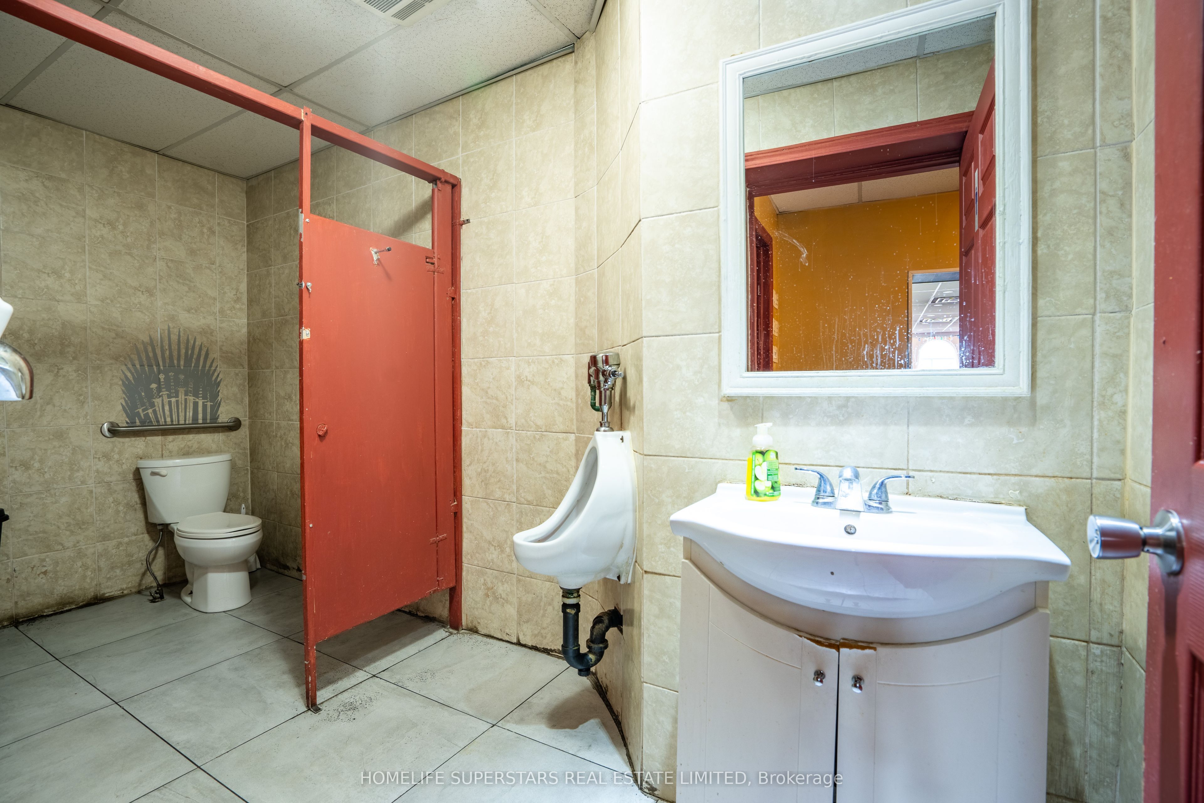 5991 Lundys Lane E Property Photo 29