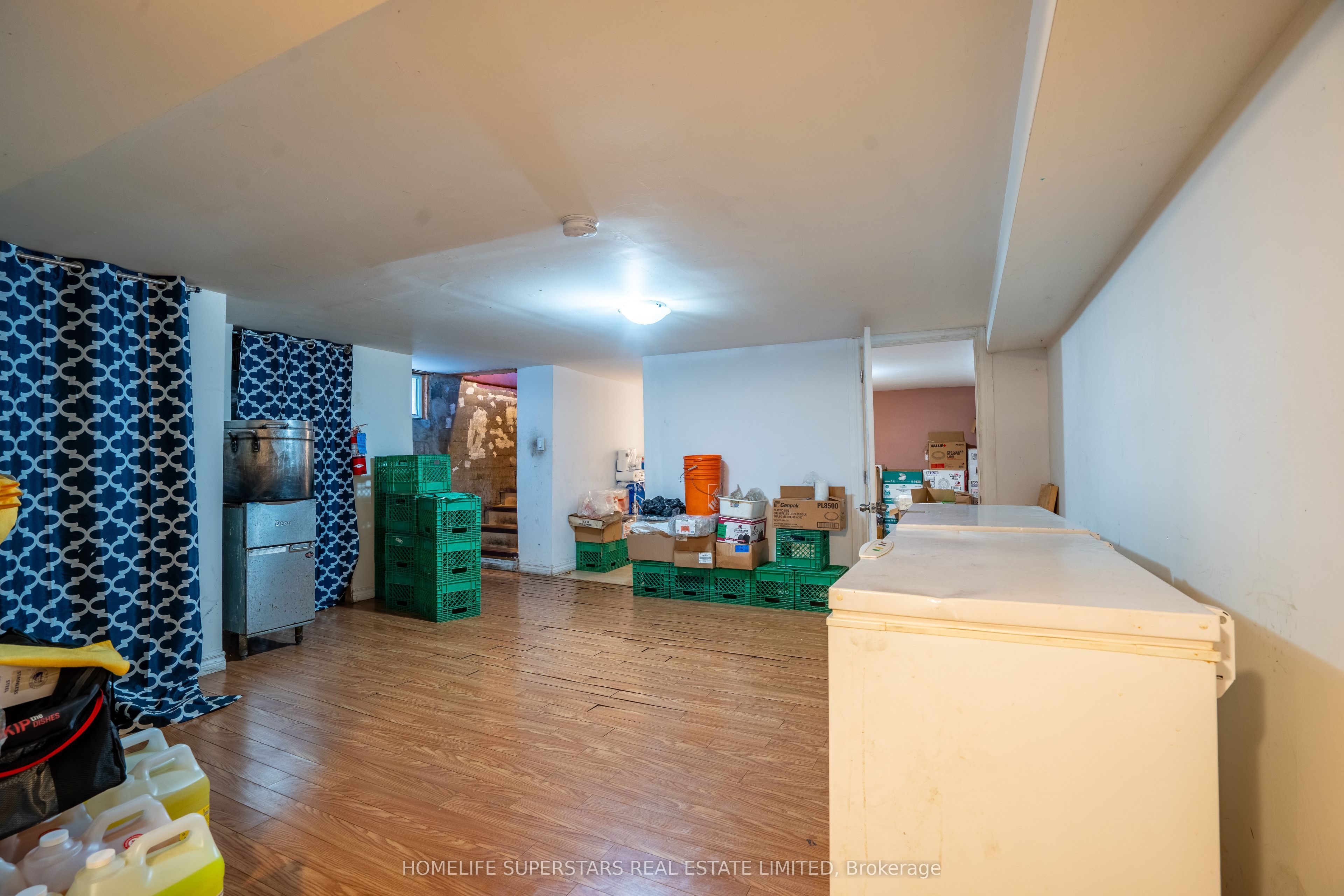 5991 Lundys Lane E Property Photo 47