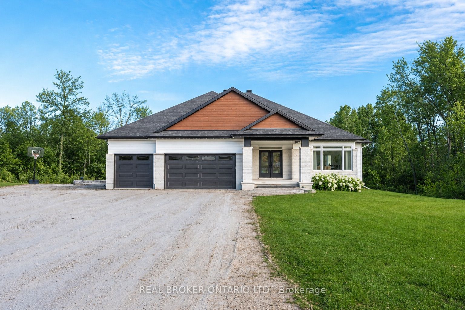 119 Ernest Way Property Photo 1