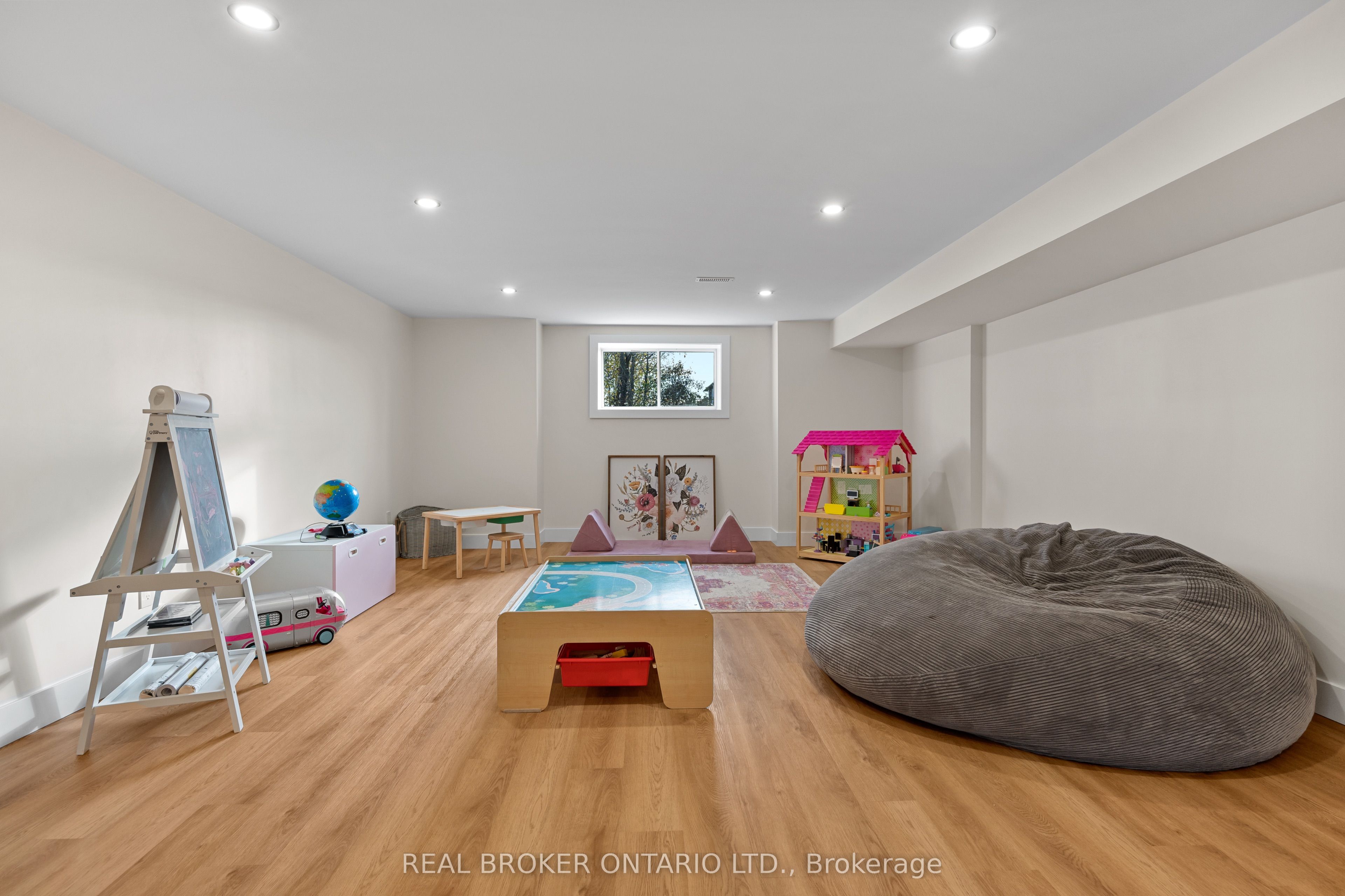 119 Ernest Way Property Photo 30