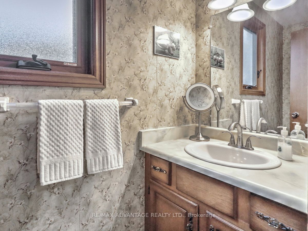 264 Suffolk Place Property Photo 19