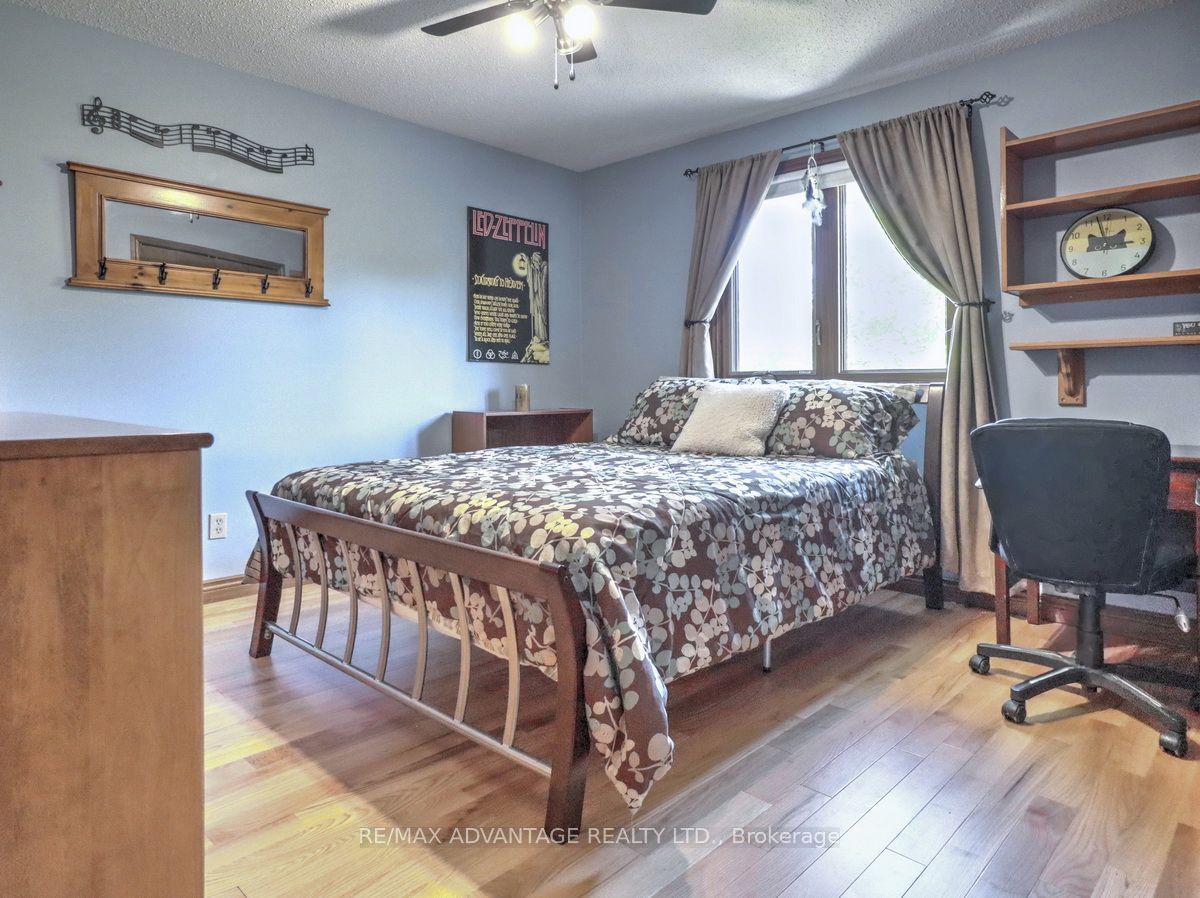 264 Suffolk Place Property Photo 25