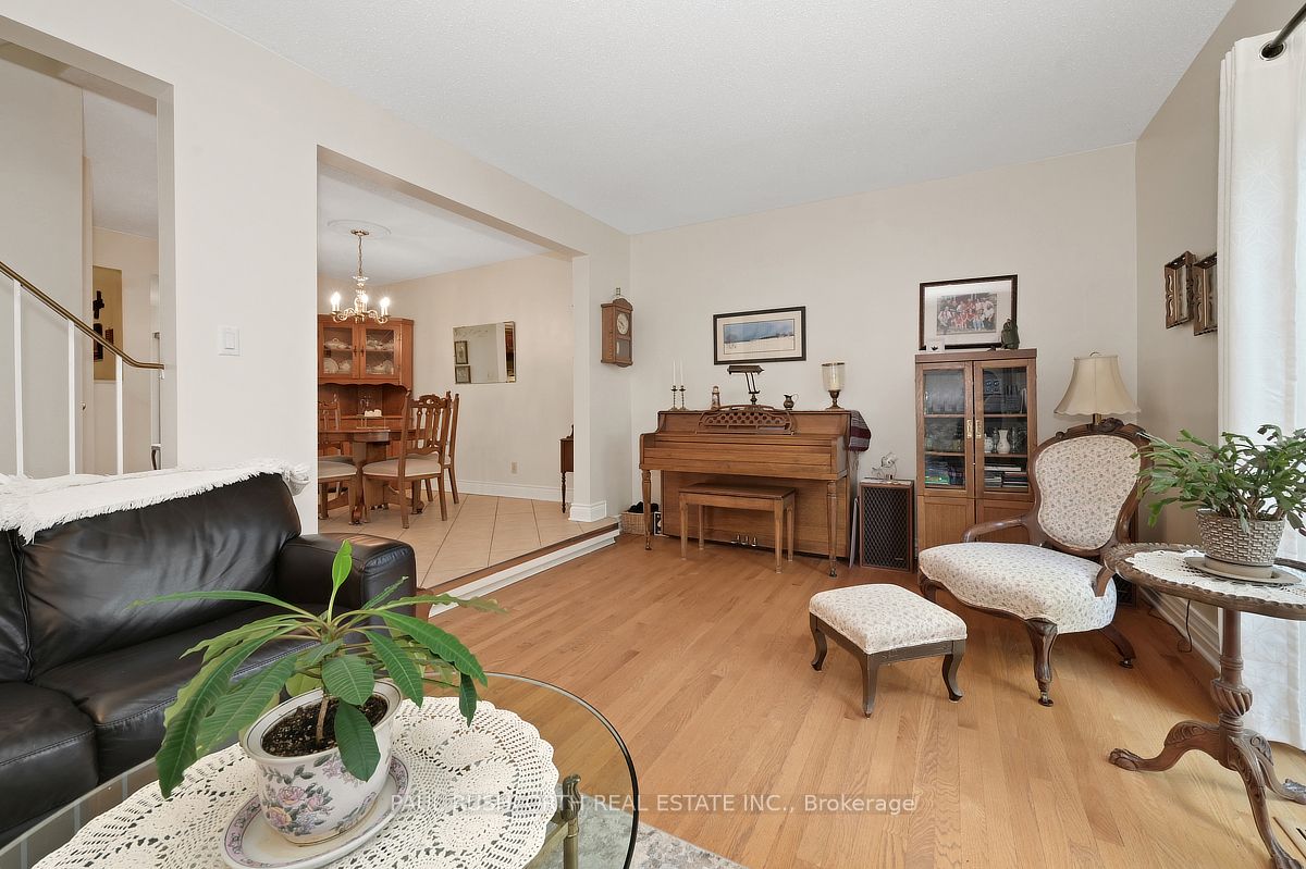 6426 Nuggett Drive Property Photo 6