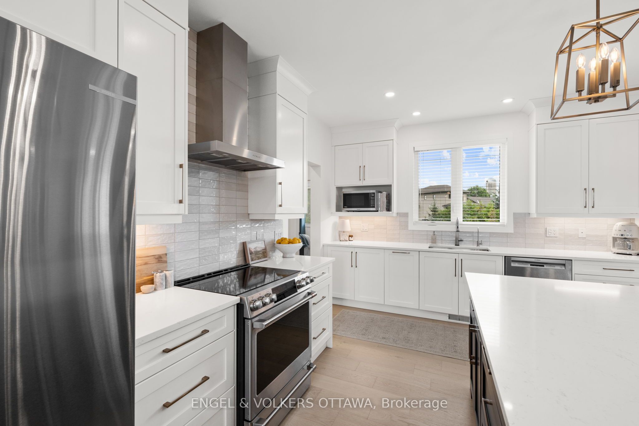 2932 Danbury Way Property Photo 15