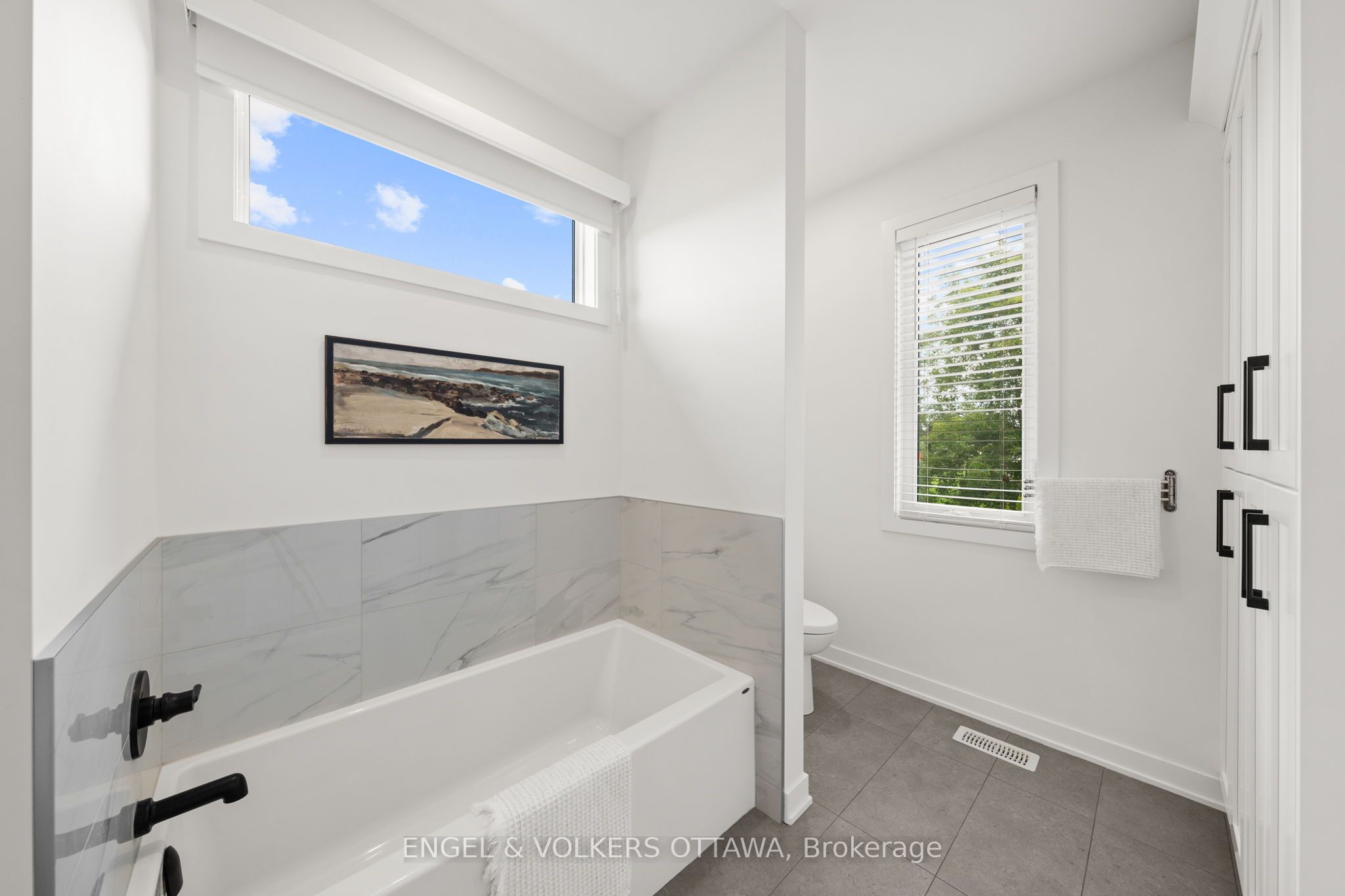 2932 Danbury Way Property Photo 27