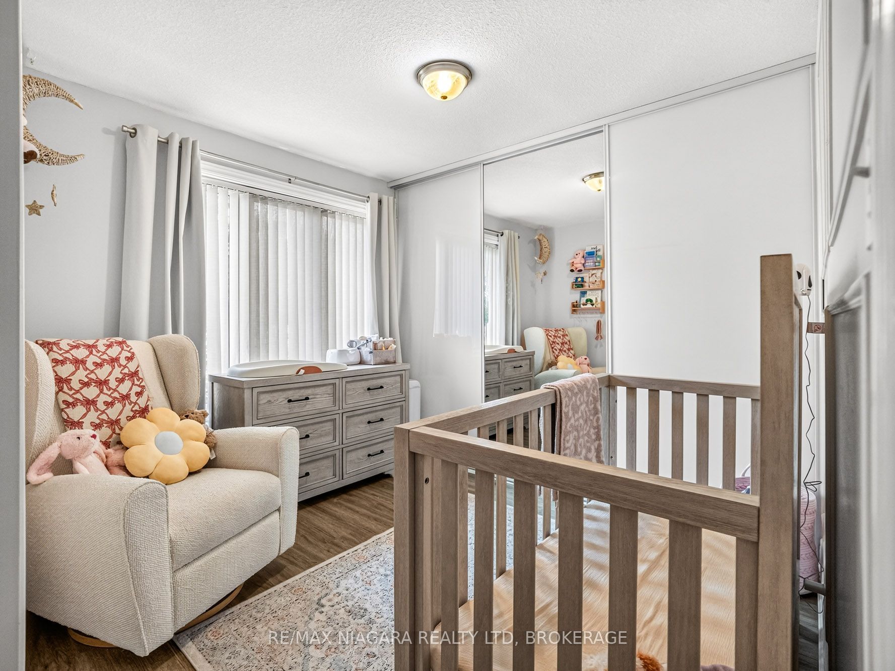 936 Colette Road Property Photo 14
