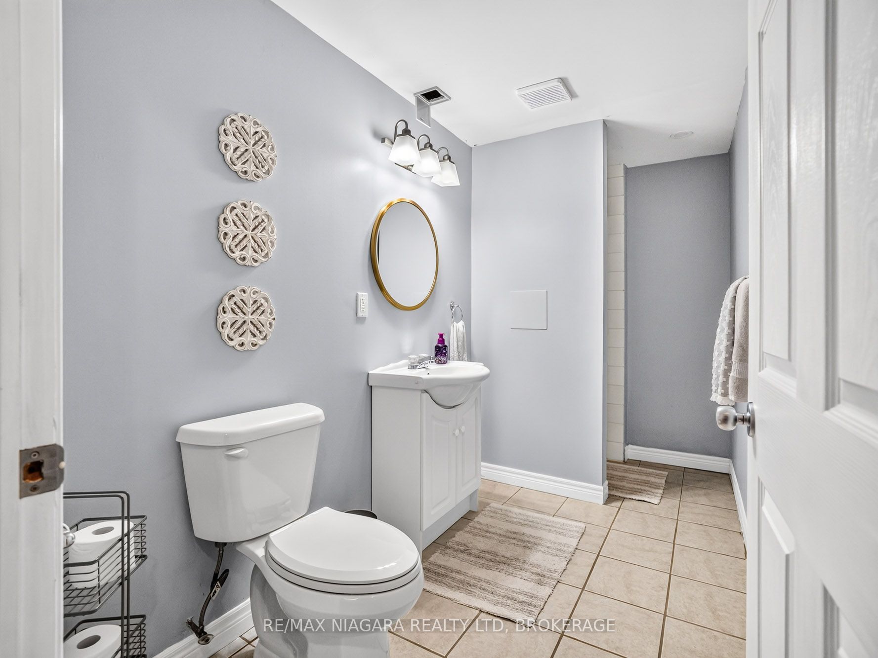 936 Colette Road Property Photo 18