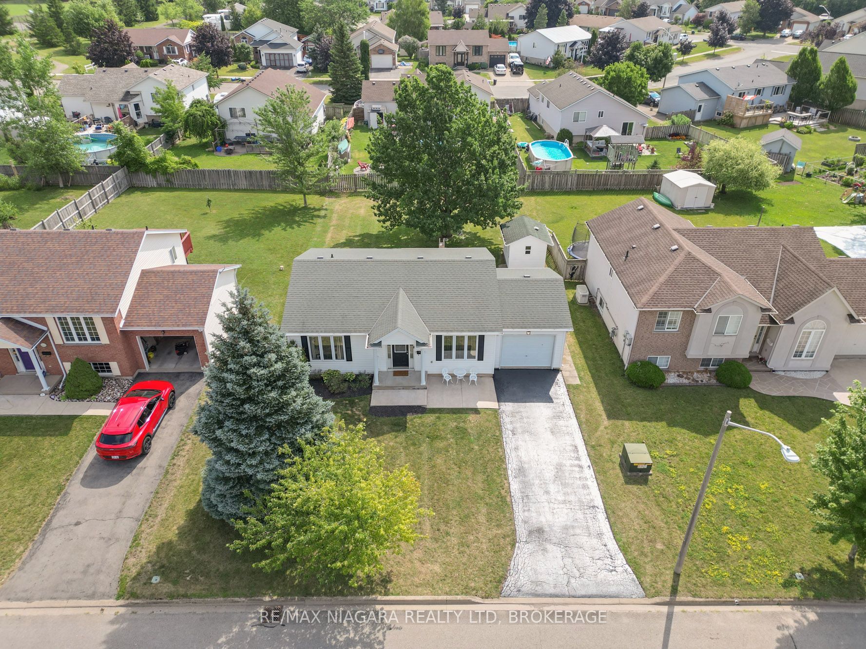 936 Colette Road Property Photo 30