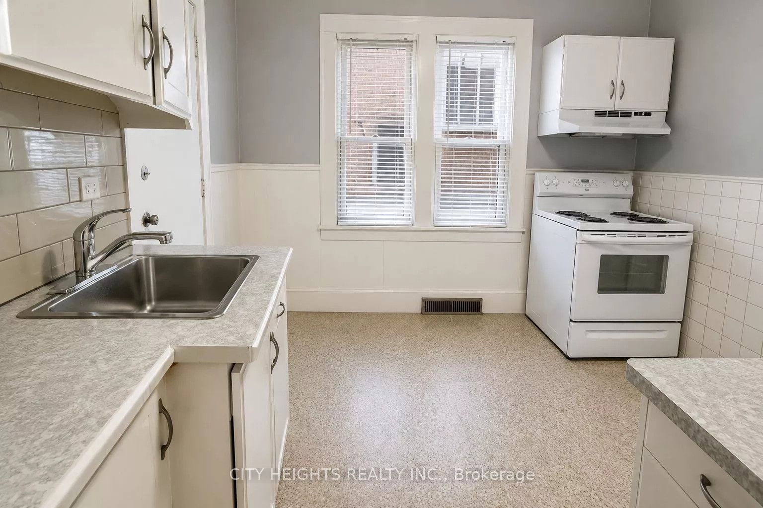 1264 Elsmere Avenue #2 Property Photo 3