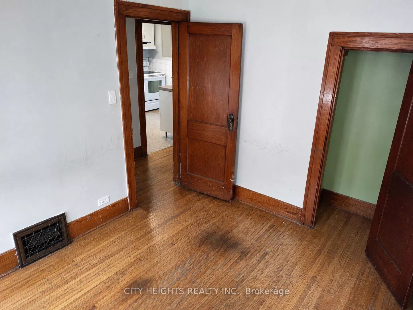 1264 Elsmere Avenue #2 Property Photo 6