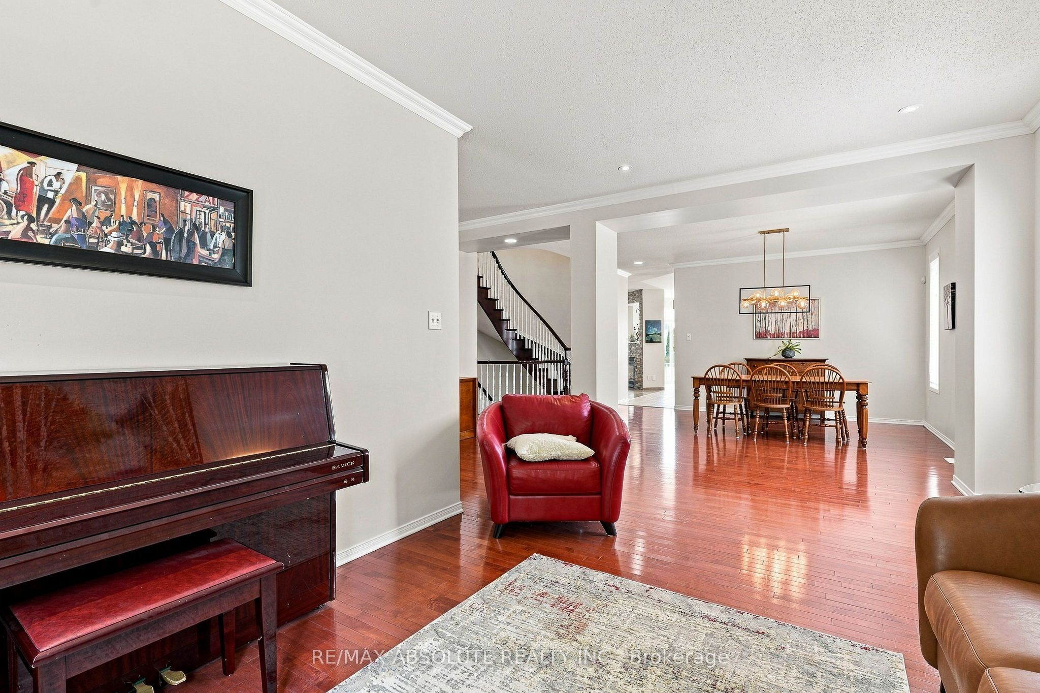 2158 Valenceville Crescent Property Photo 9