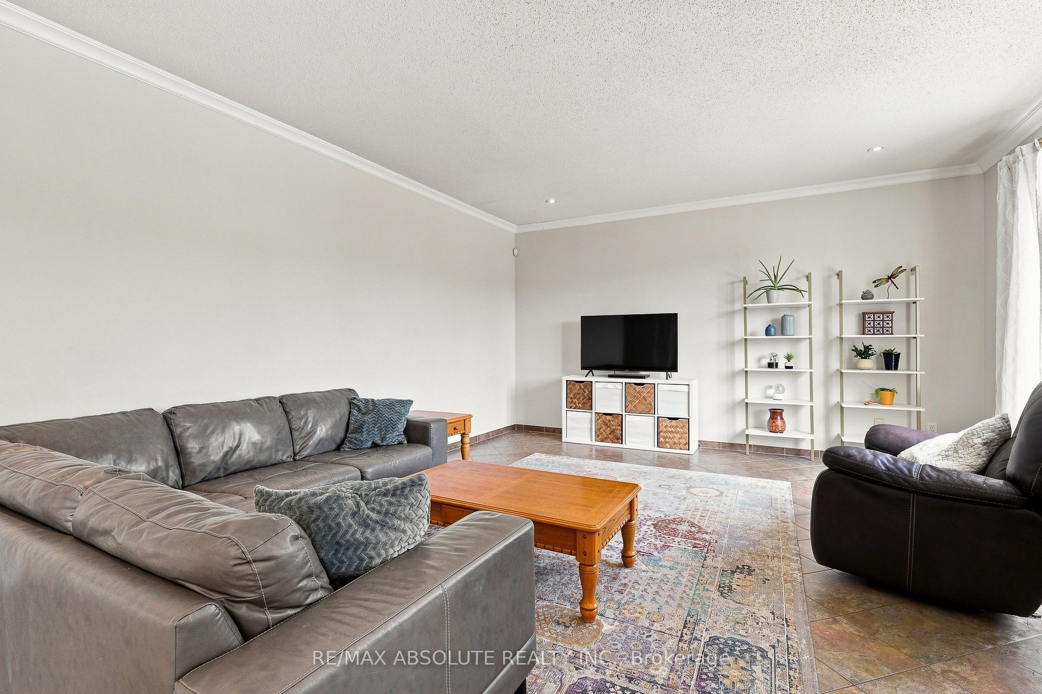 2158 Valenceville Crescent Property Photo 19