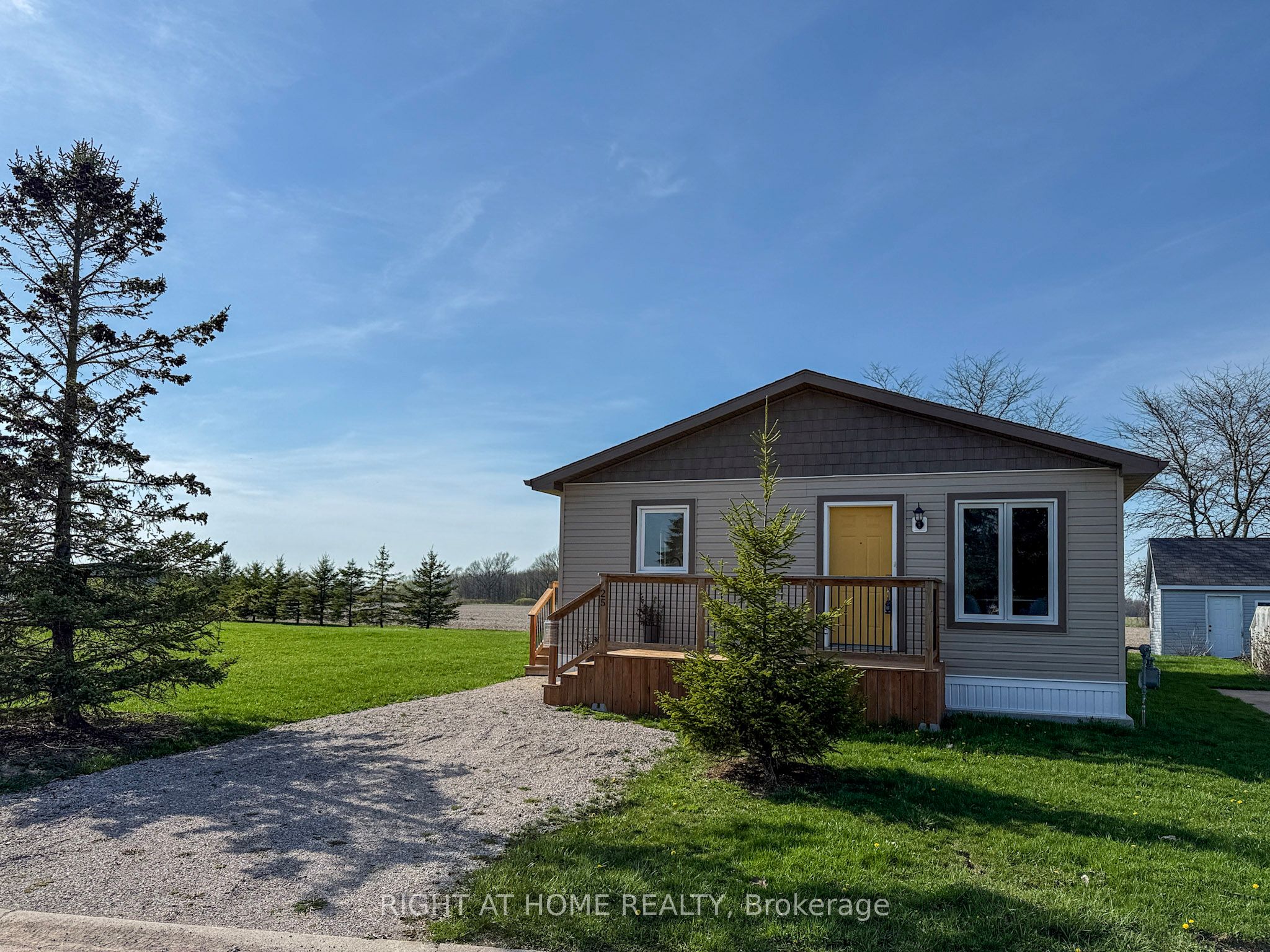 2761 Oil Heritage Road 25 Property Photo 1