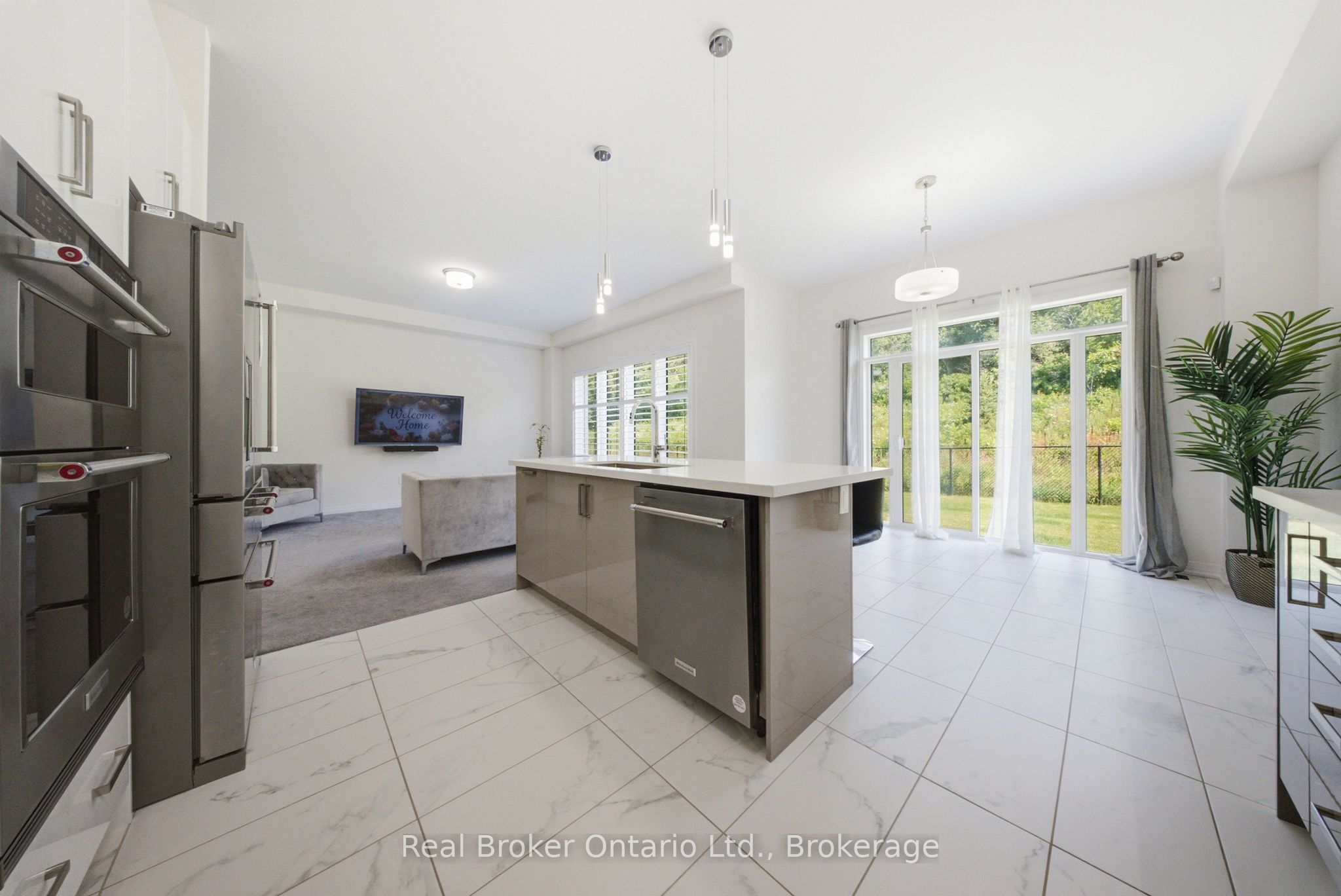 67 Macklin Street Property Photo 21