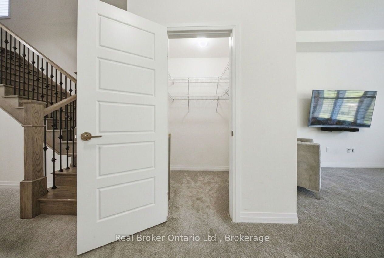 67 Macklin Street Property Photo 26
