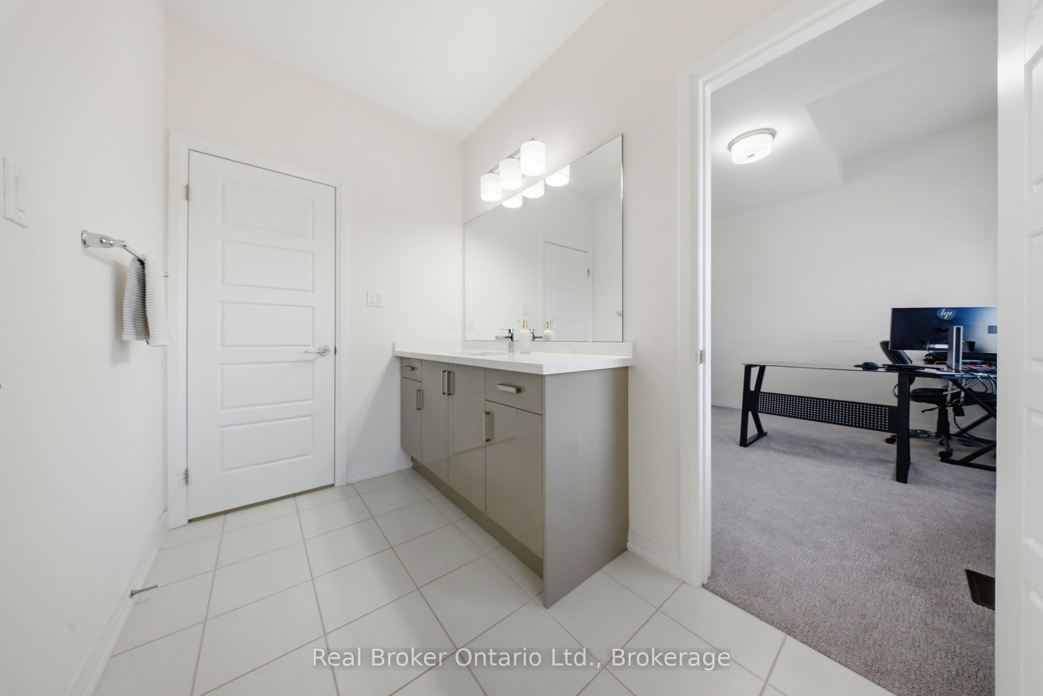 67 Macklin Street Property Photo 34