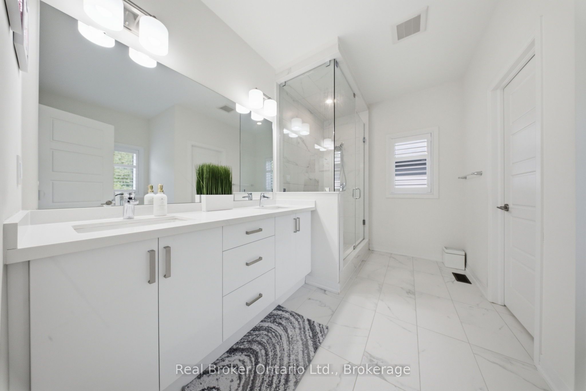 67 Macklin Street Property Photo 41