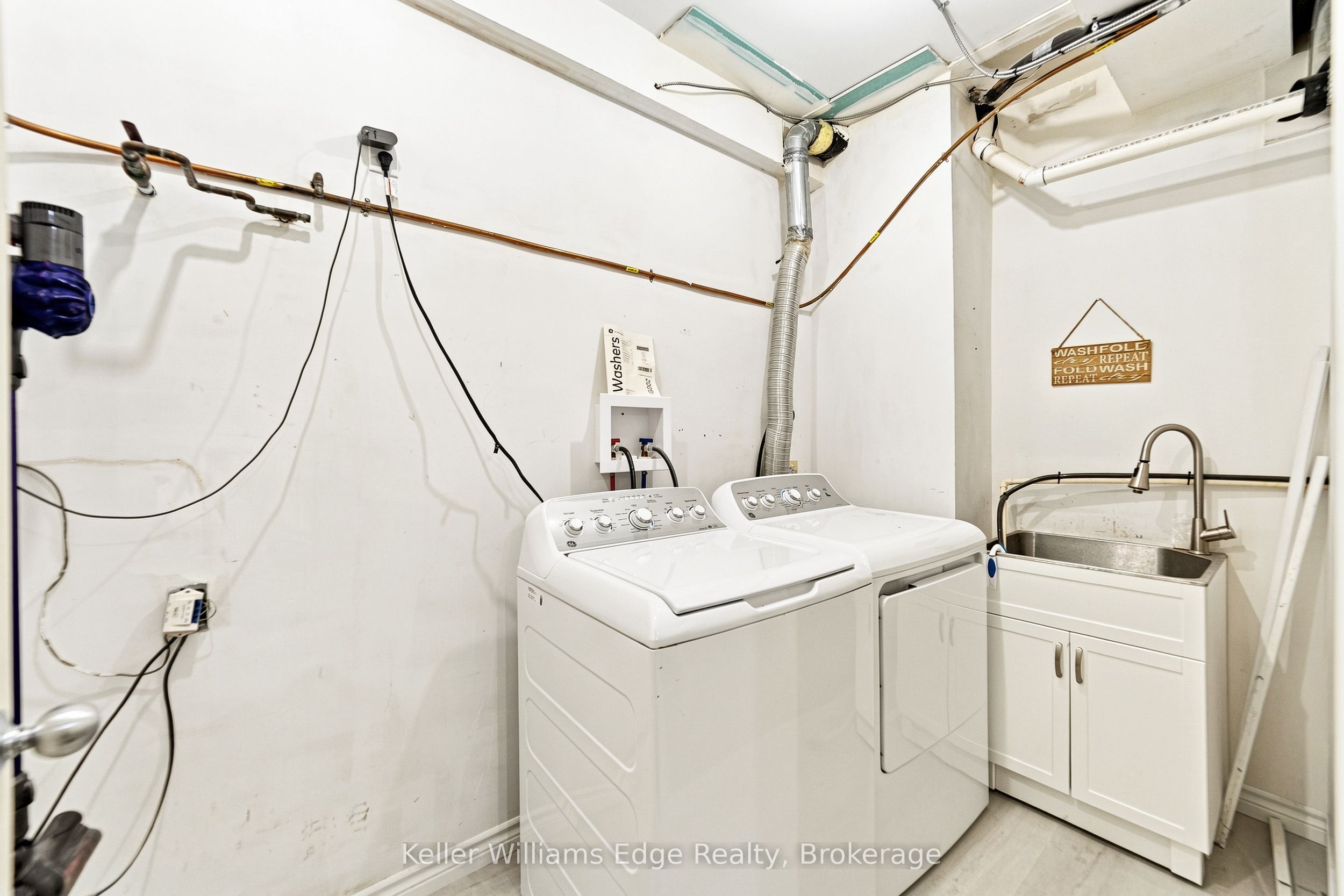 73 Garfield Avenue S 1d Property Photo 23