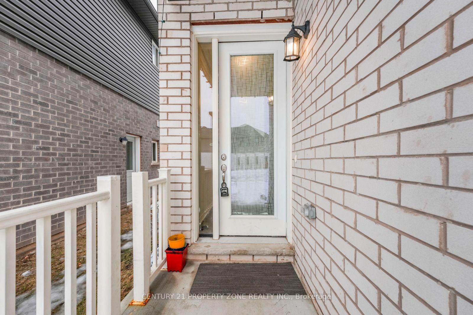 35 Caroline Street Property Photo 5