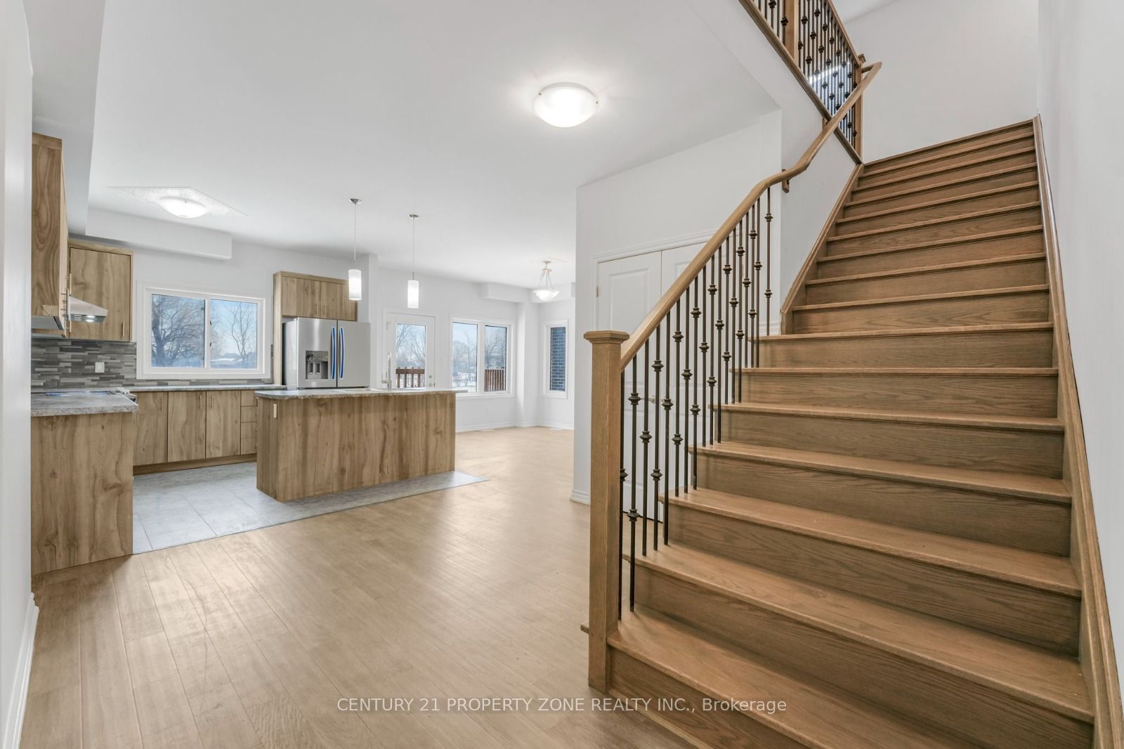 35 Caroline Street Property Photo 6