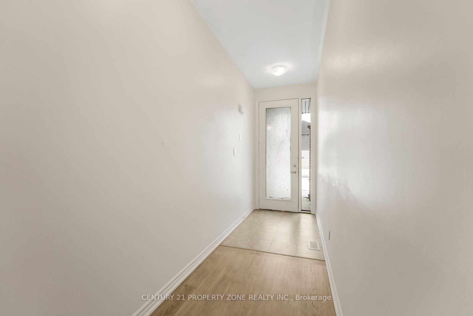 35 Caroline Street Property Photo 8