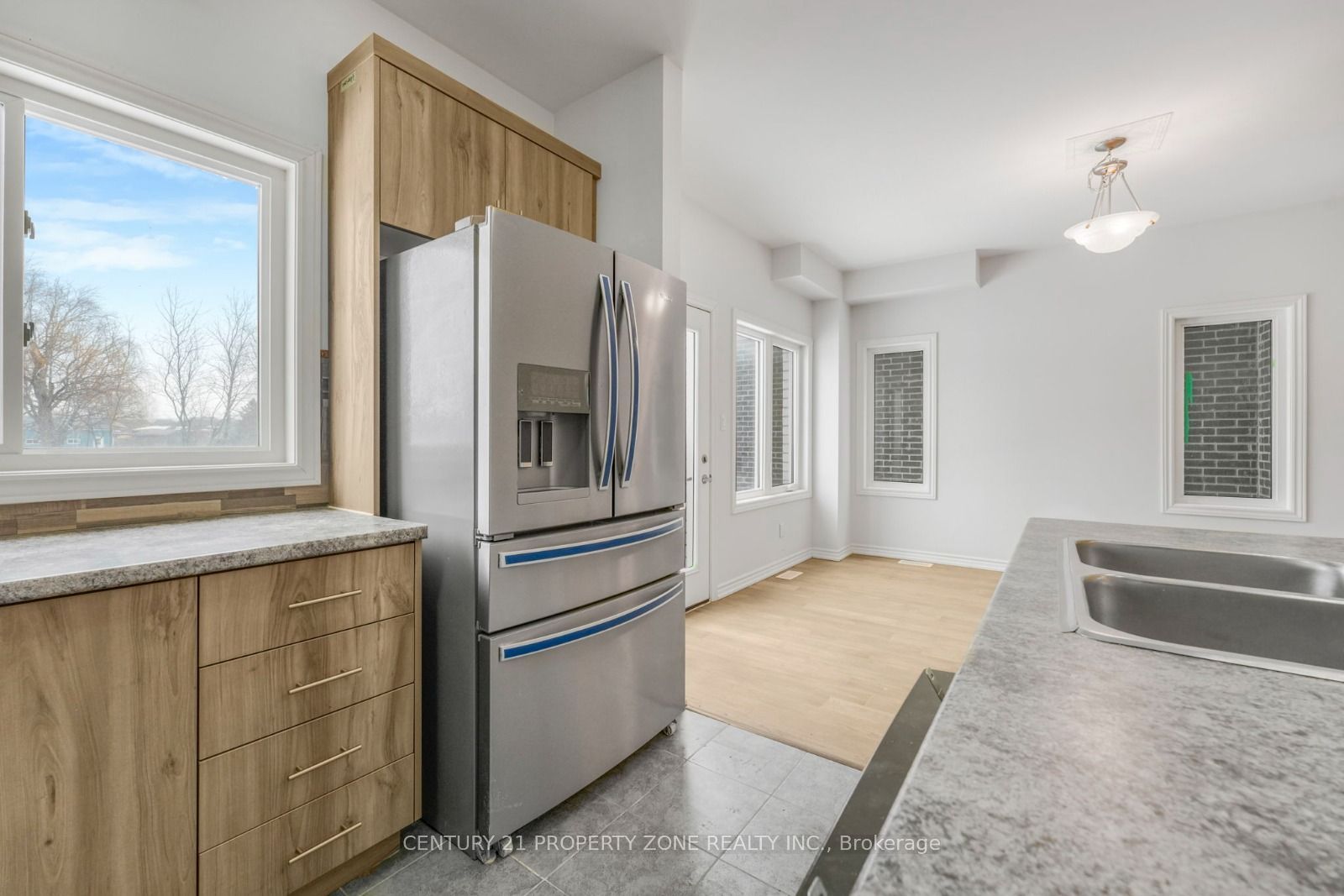 35 Caroline Street Property Photo 16