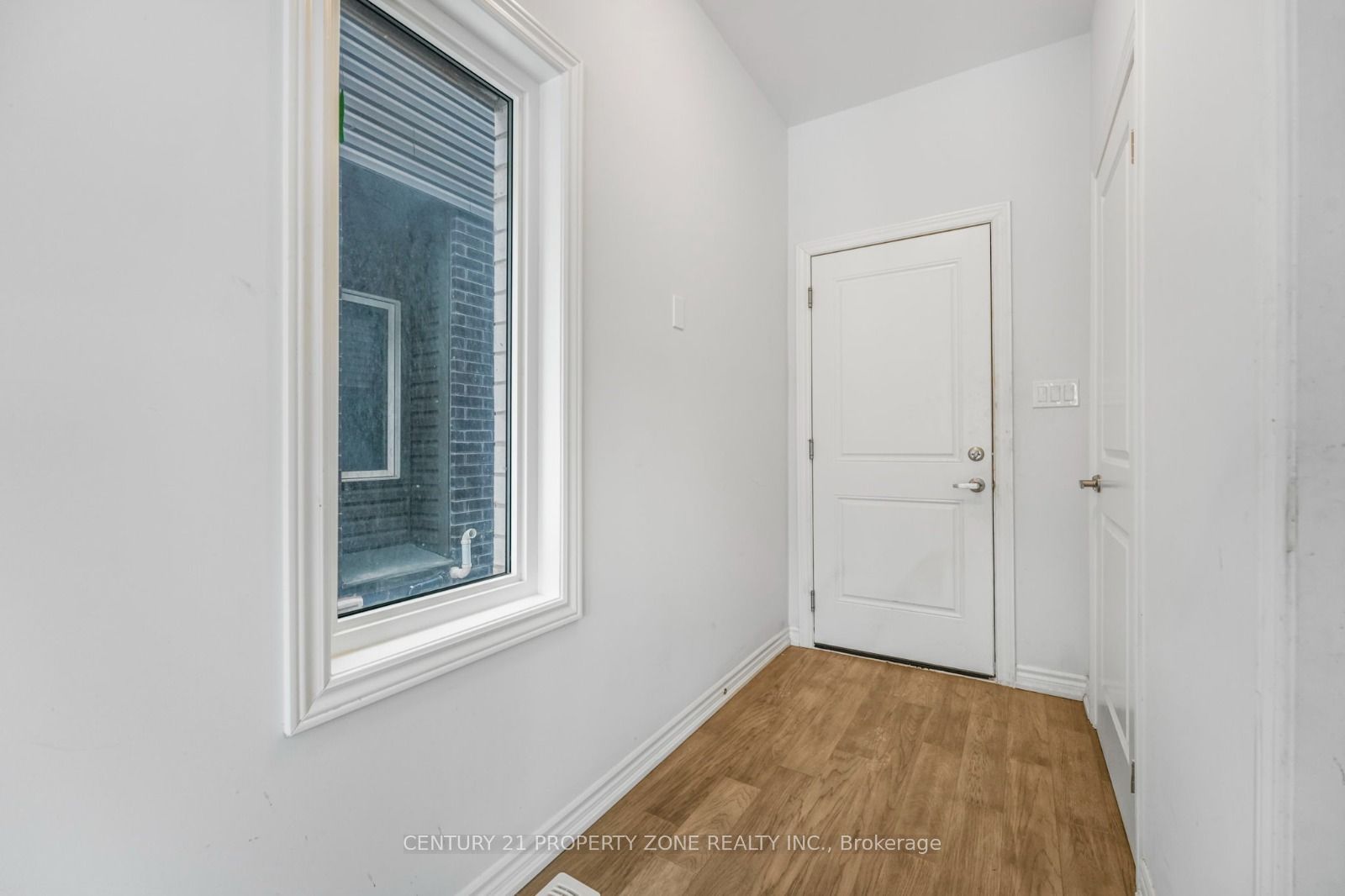 35 Caroline Street Property Photo 19