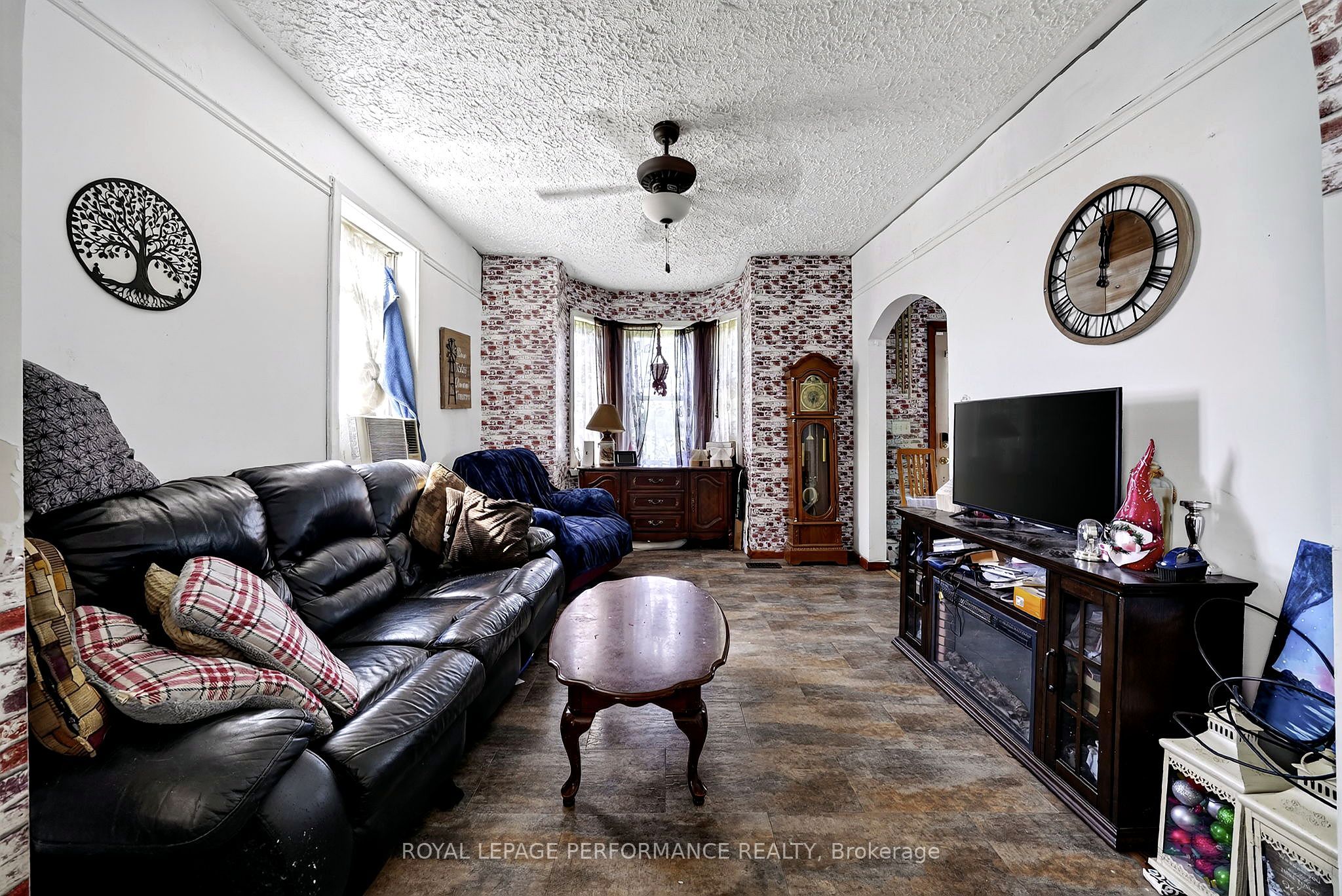 5019 County Road 34 N Property Photo 14