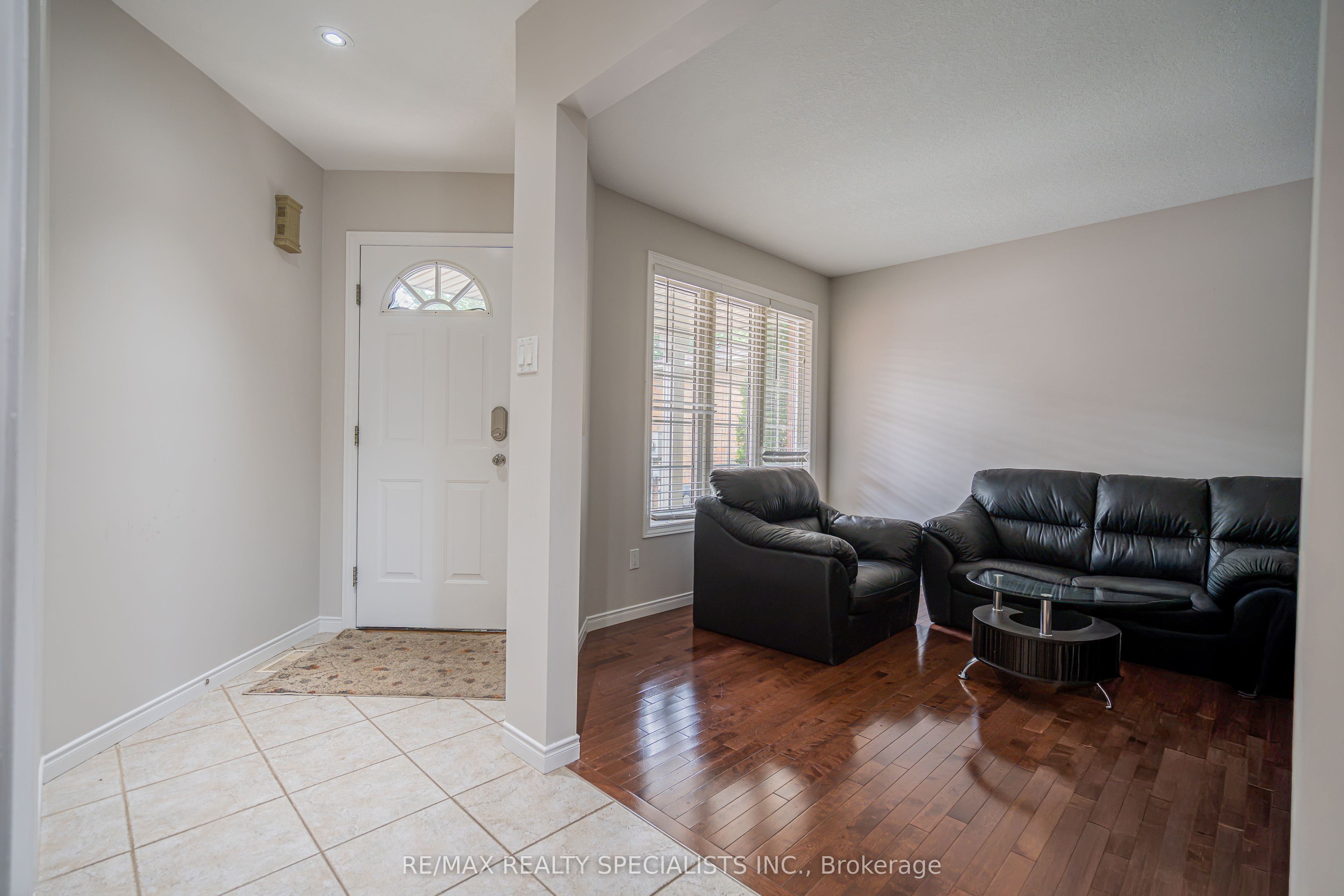 236 Summerfield Drive Property Photo 3