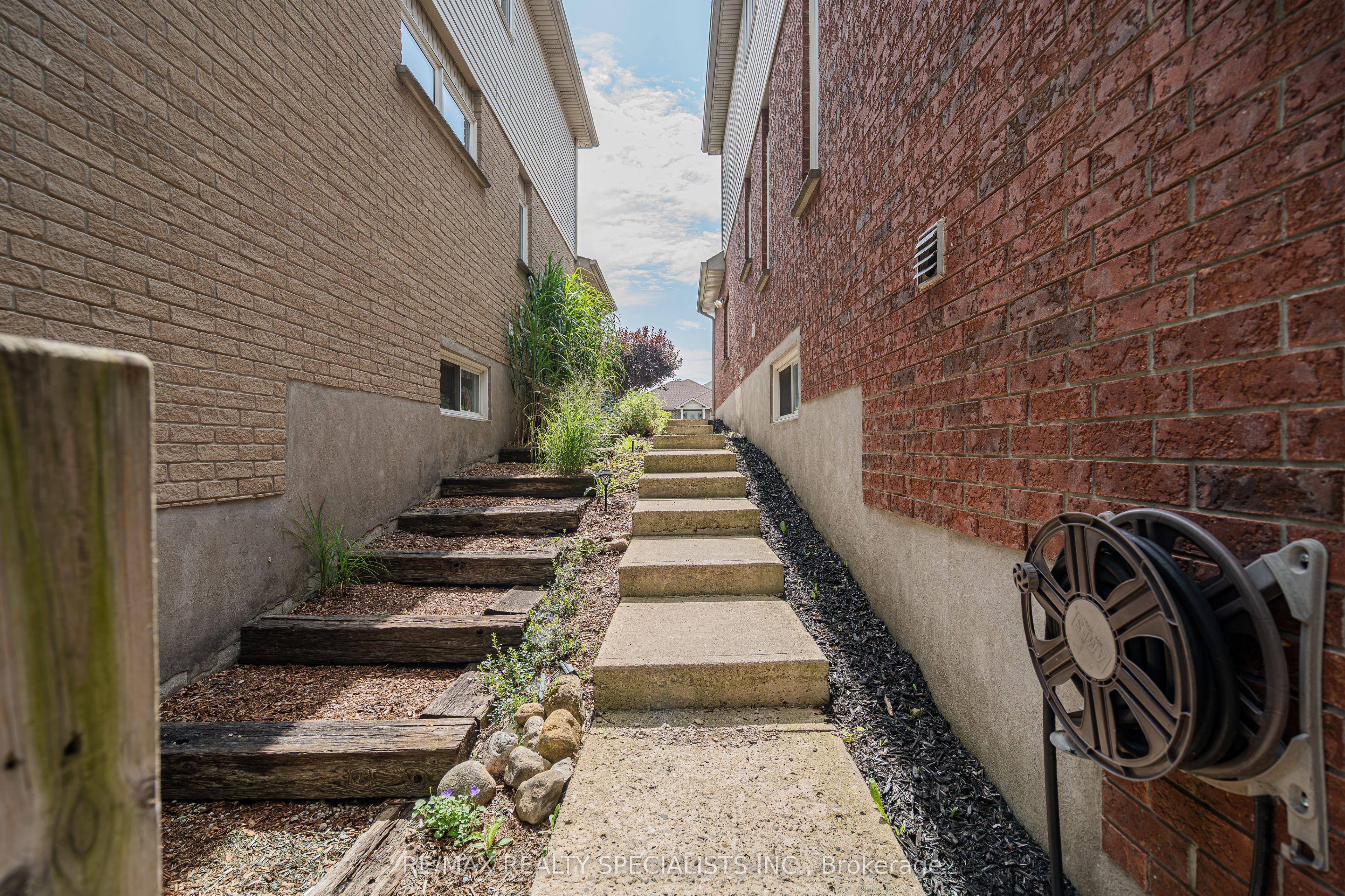 236 Summerfield Drive Property Photo 40