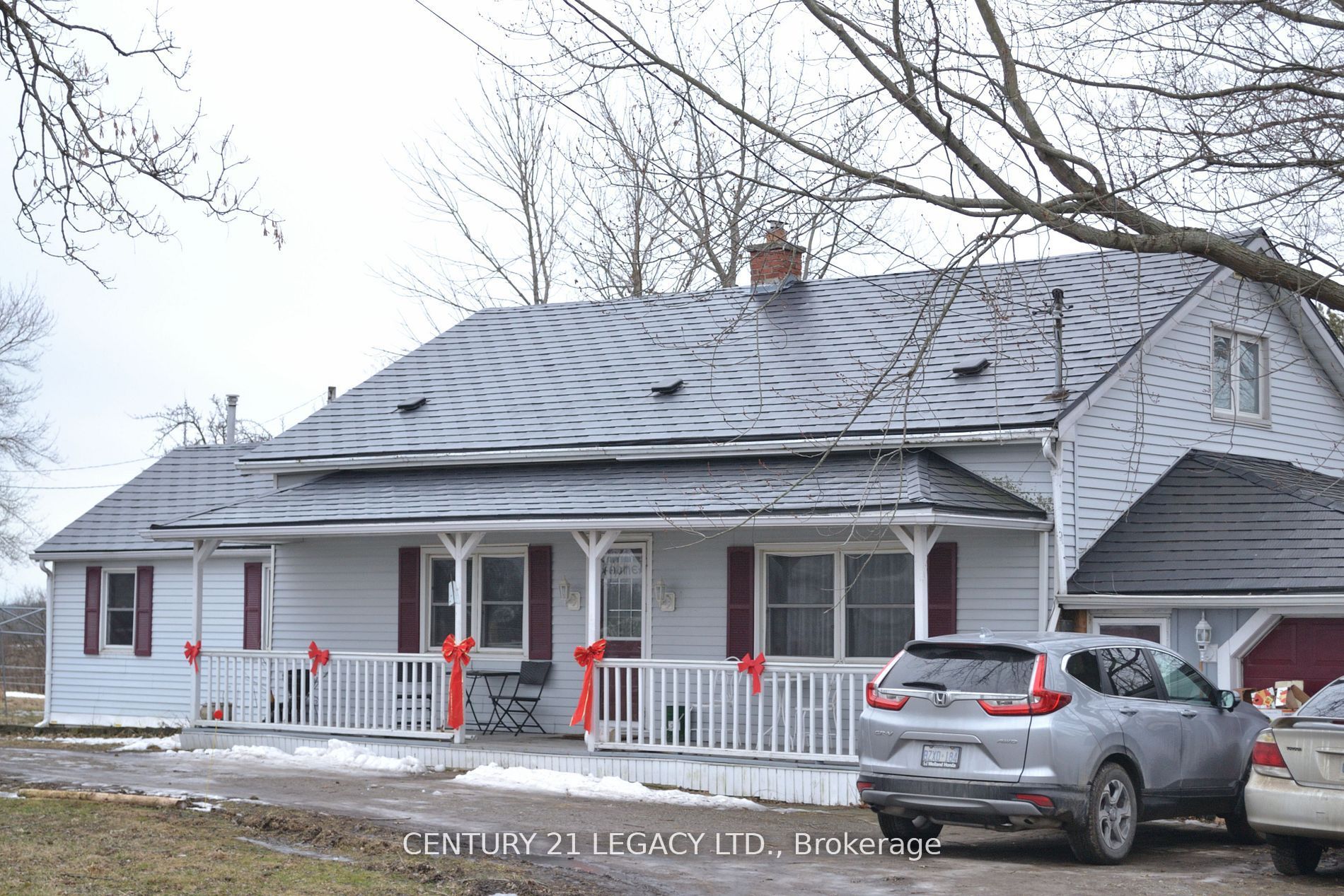 2569 Bertie Road Property Photo 1