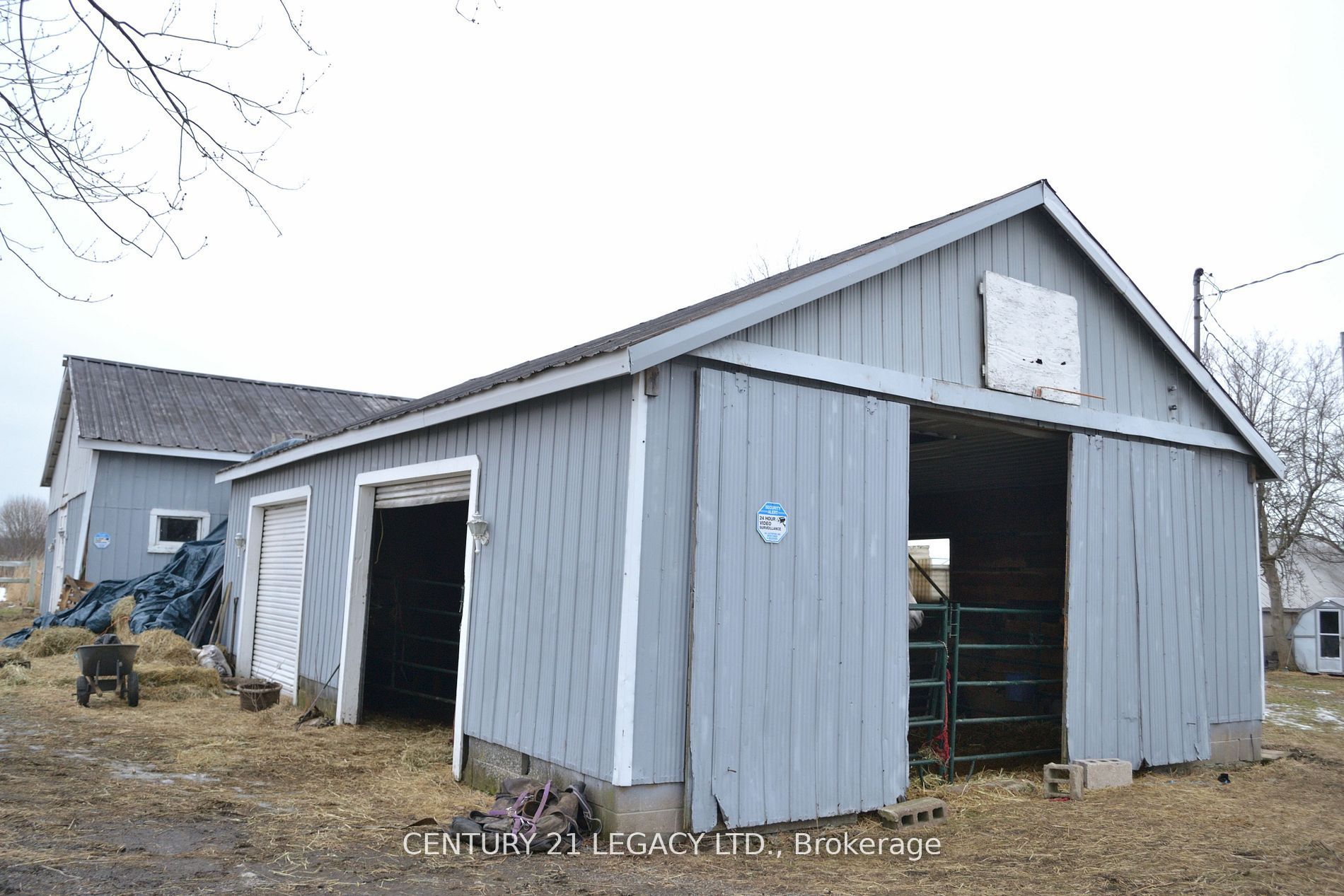 2569 Bertie Road Property Photo 7