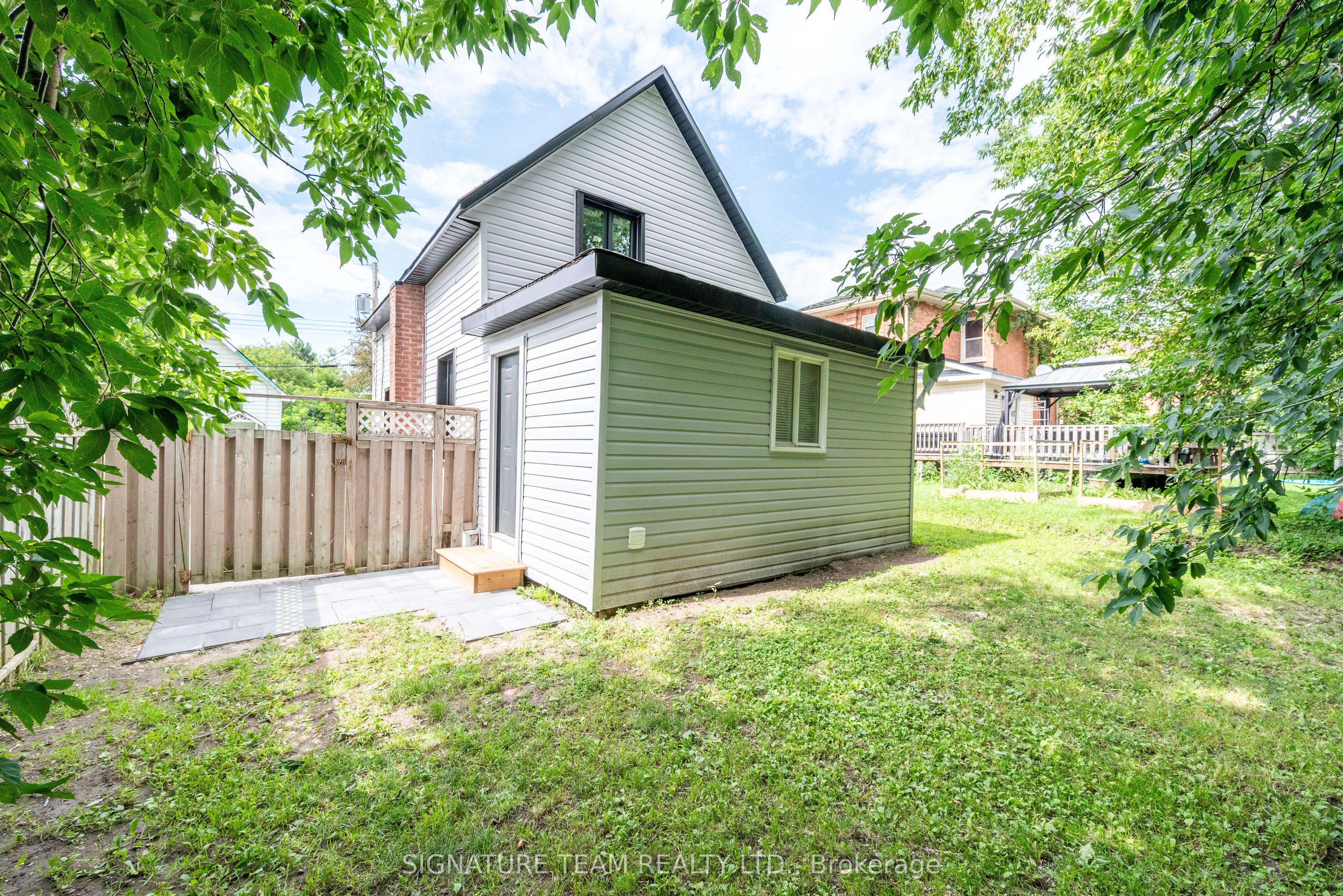 131 Patrick Avenue Property Photo 28