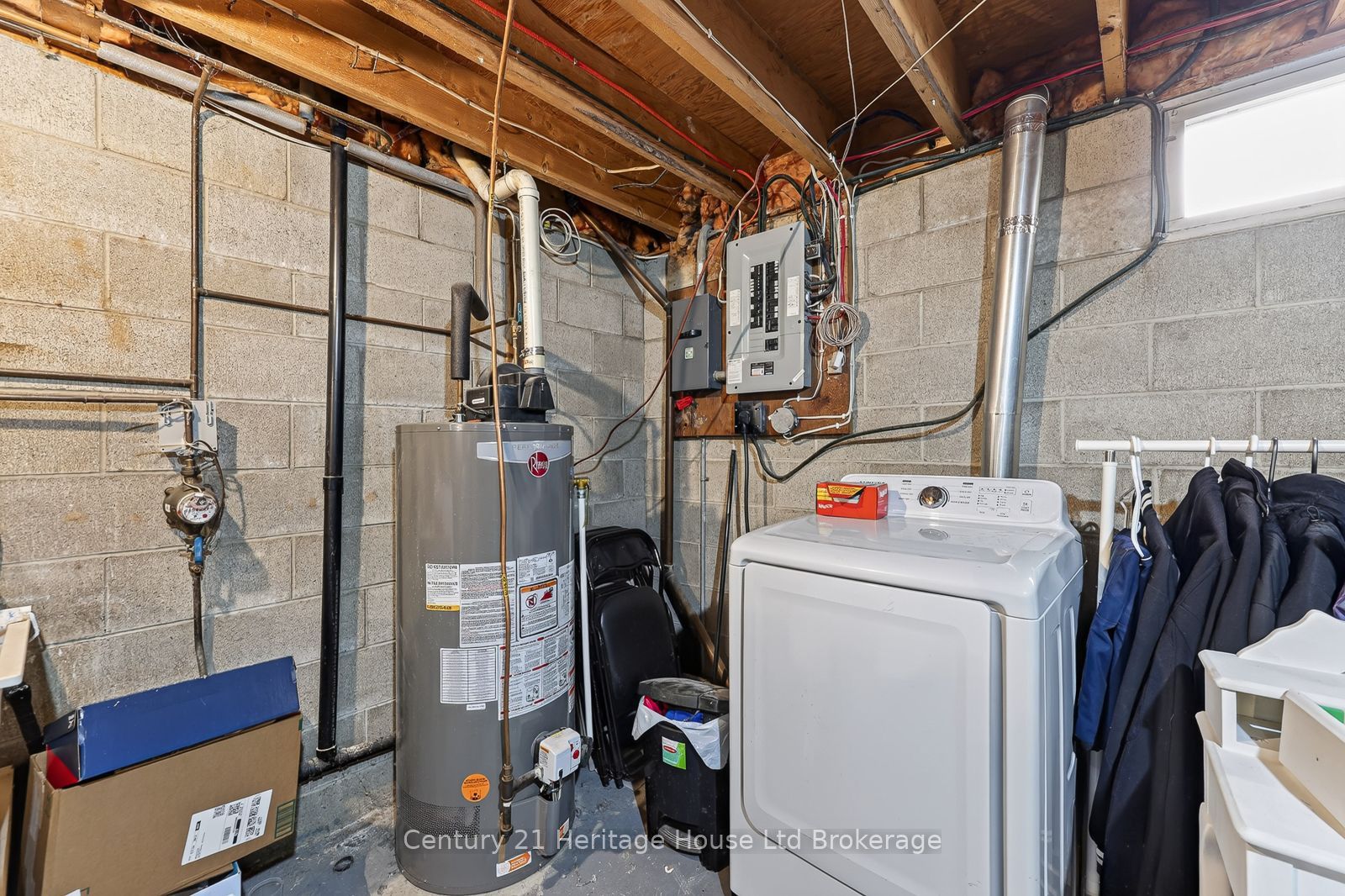 138 Lyndale Crescent Property Photo 28