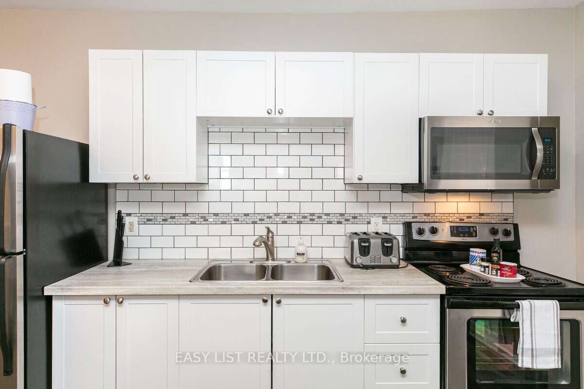 205 Marier Avenue Property Photo 6