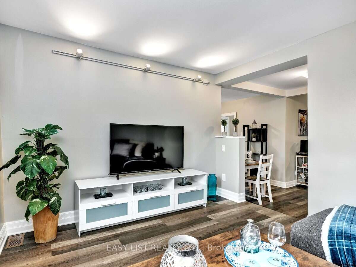205 Marier Avenue Property Photo 17