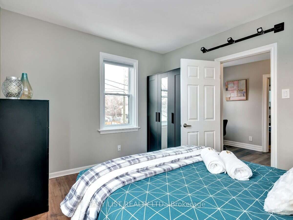 205 Marier Avenue Property Photo 20