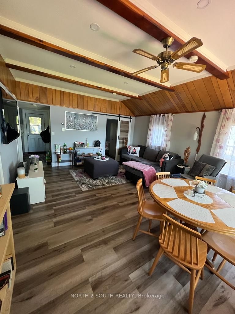 55 Paradise Road Property Photo 2