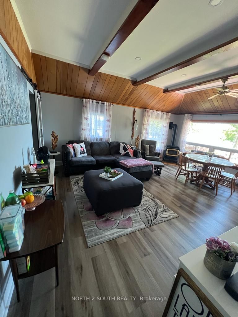 55 Paradise Road Property Photo 3