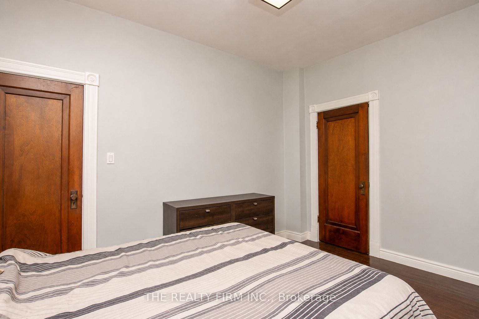 772-774 Queens Avenue Property Photo 16