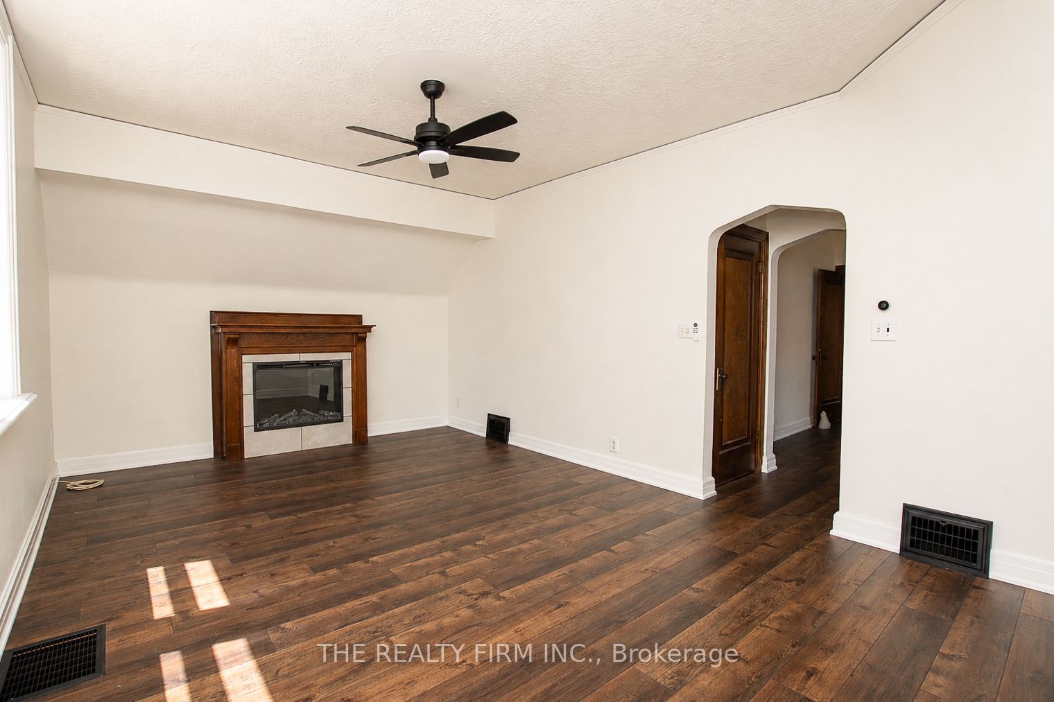 772-774 Queens Avenue Property Photo 31