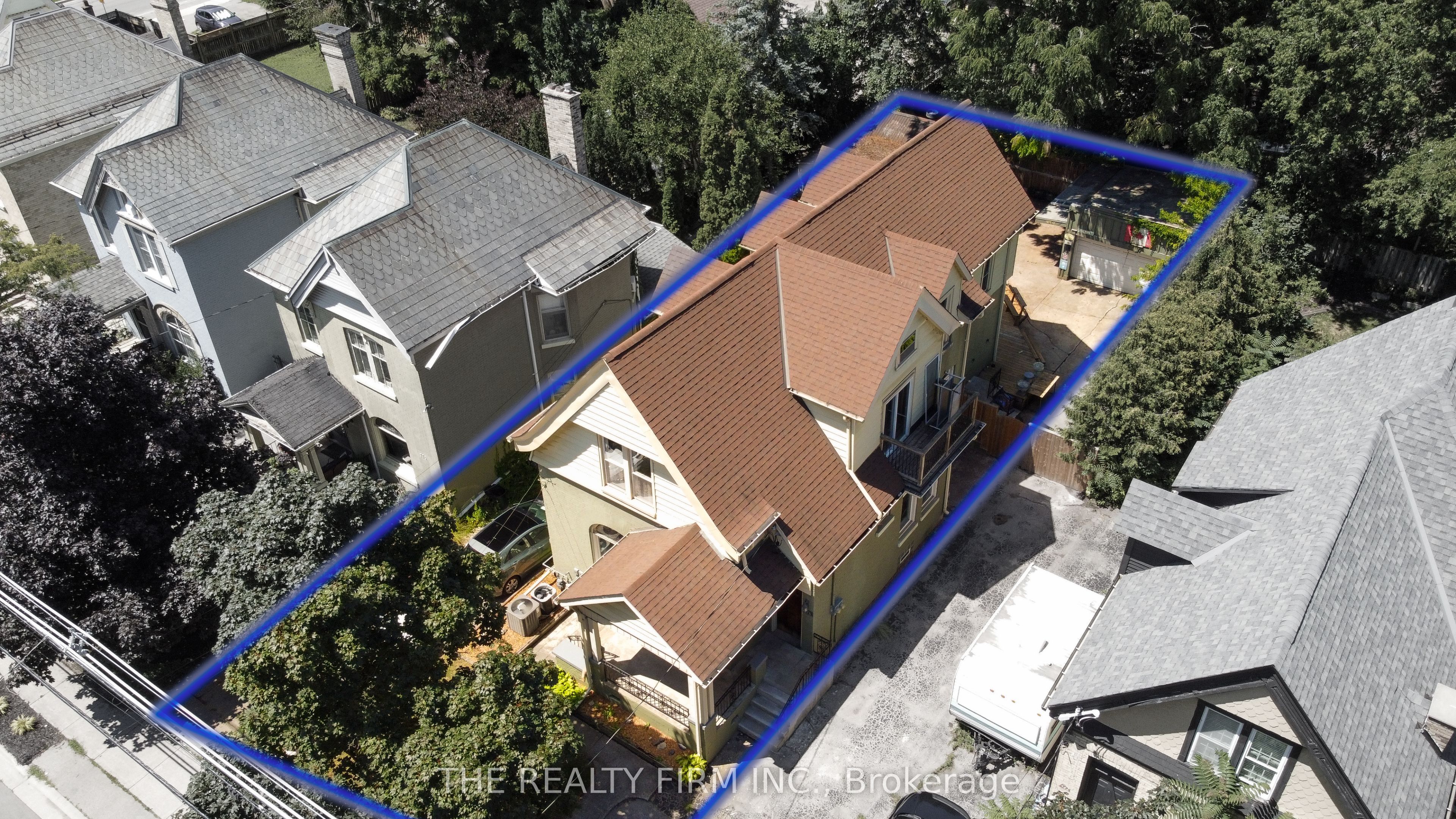 772-774 Queens Avenue Property Photo 42